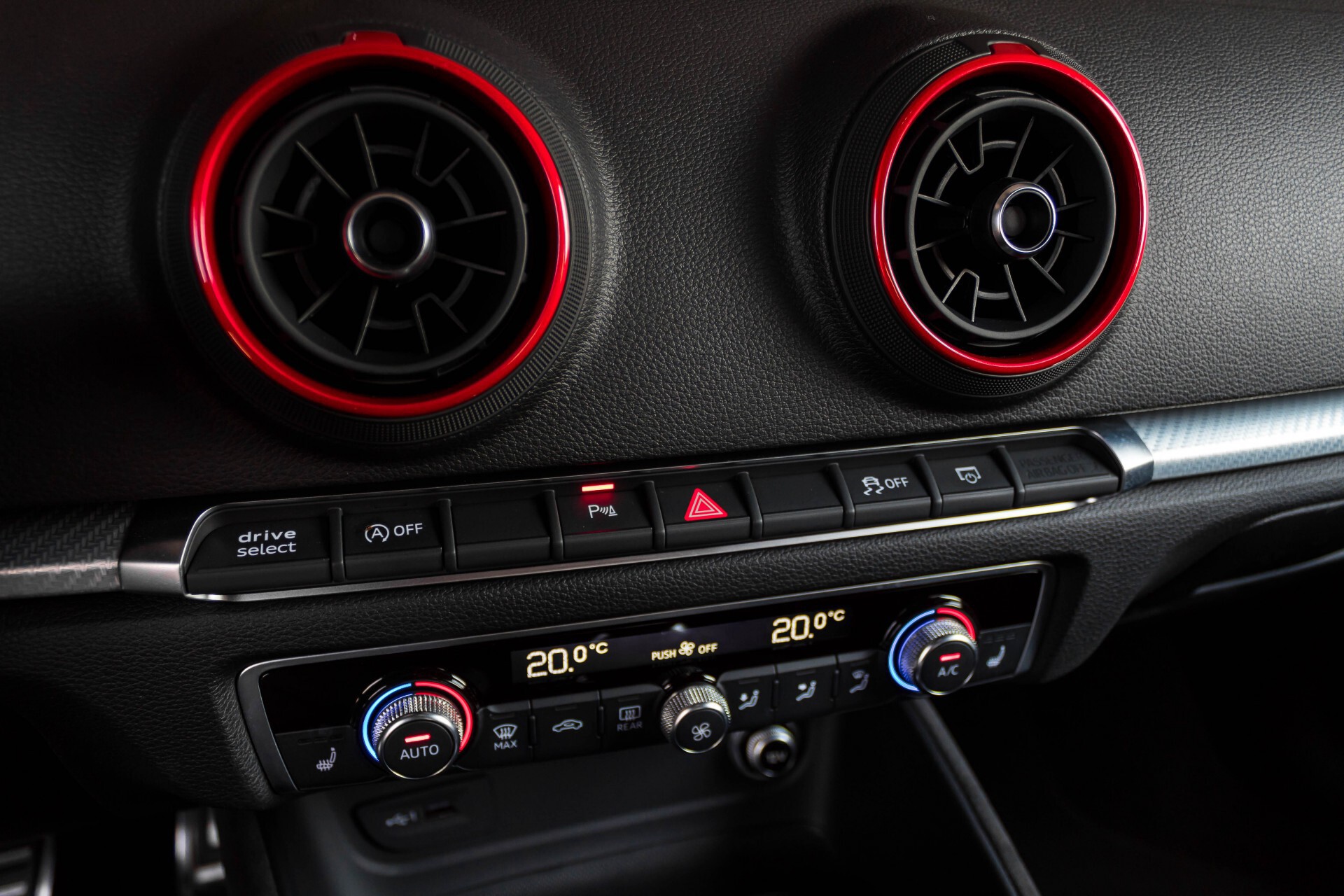 Audi RS3 Sportback 2.5 TFSI Quattro Supersportstoelen/Keyless/Virtual cockpit/Camera/Nappaleder Aut7 Foto 40