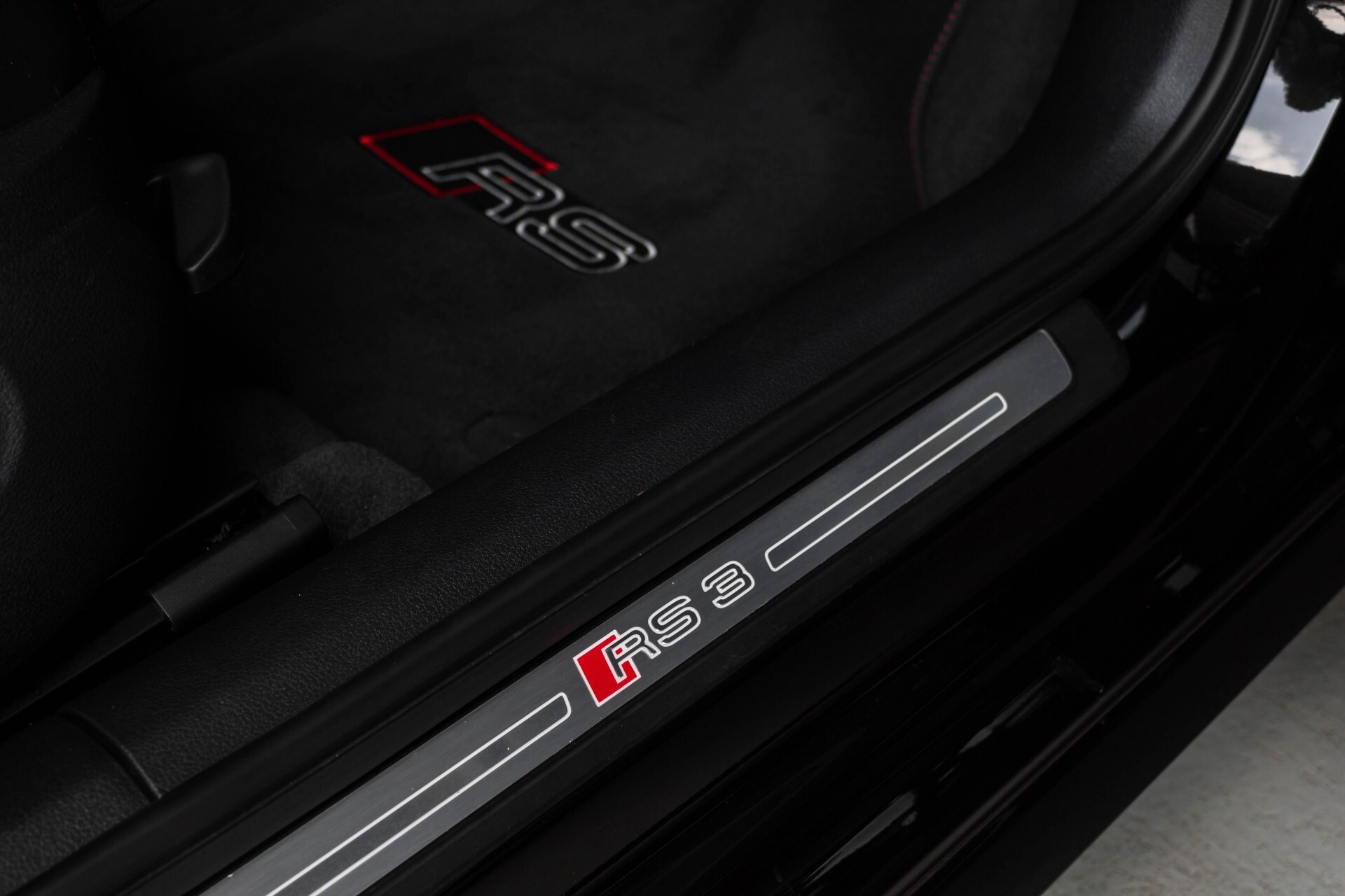 Audi RS3 Sportback 2.5 TFSI Quattro Supersportstoelen/Keyless/Virtual cockpit/Camera/Nappaleder Aut7 Foto 42