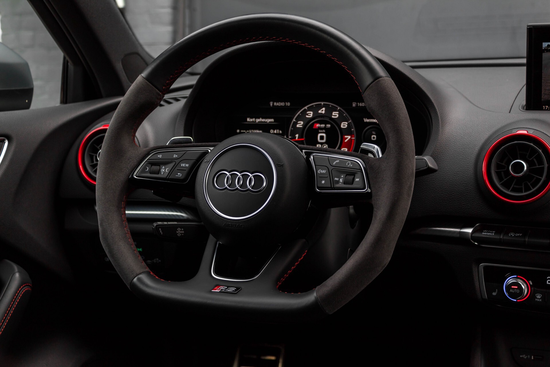 Audi RS3 Sportback 2.5 TFSI Quattro Supersportstoelen/Keyless/Virtual cockpit/Camera/Nappaleder Aut7 Foto 8