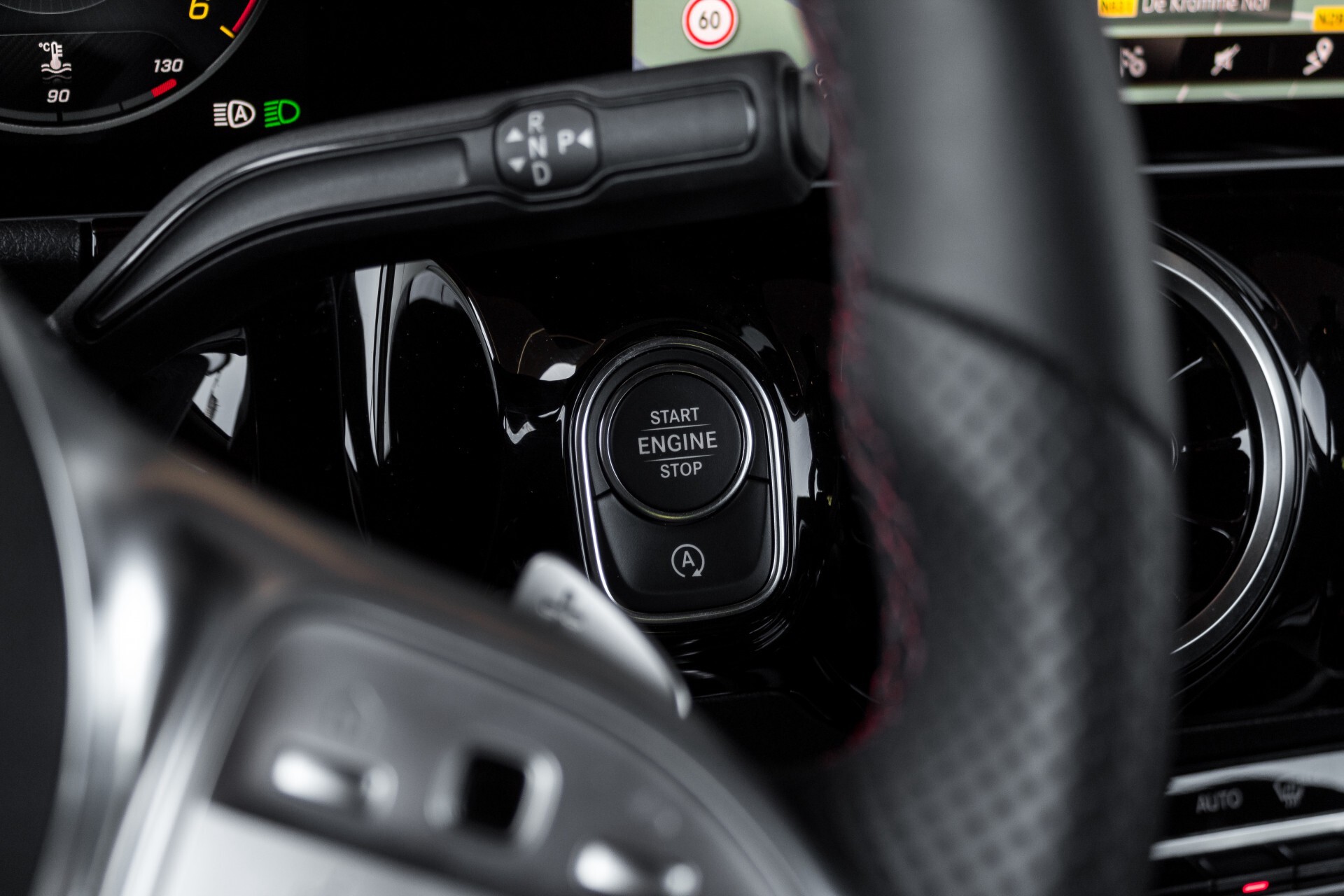 Mercedes-Benz B-Klasse 180d AMG Widescreen/M-bux/LED/19" Aut7 Foto 18