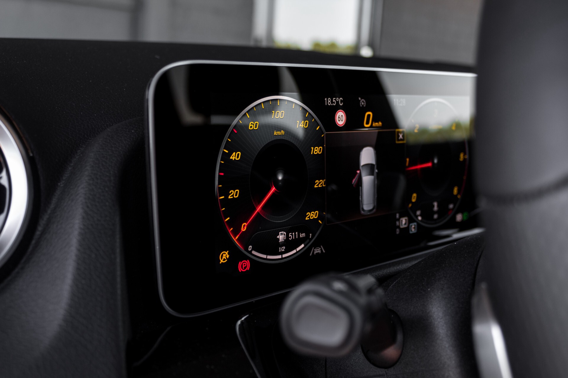 Mercedes-Benz B-Klasse 180d AMG Widescreen/M-bux/LED/19" Aut7 Foto 19