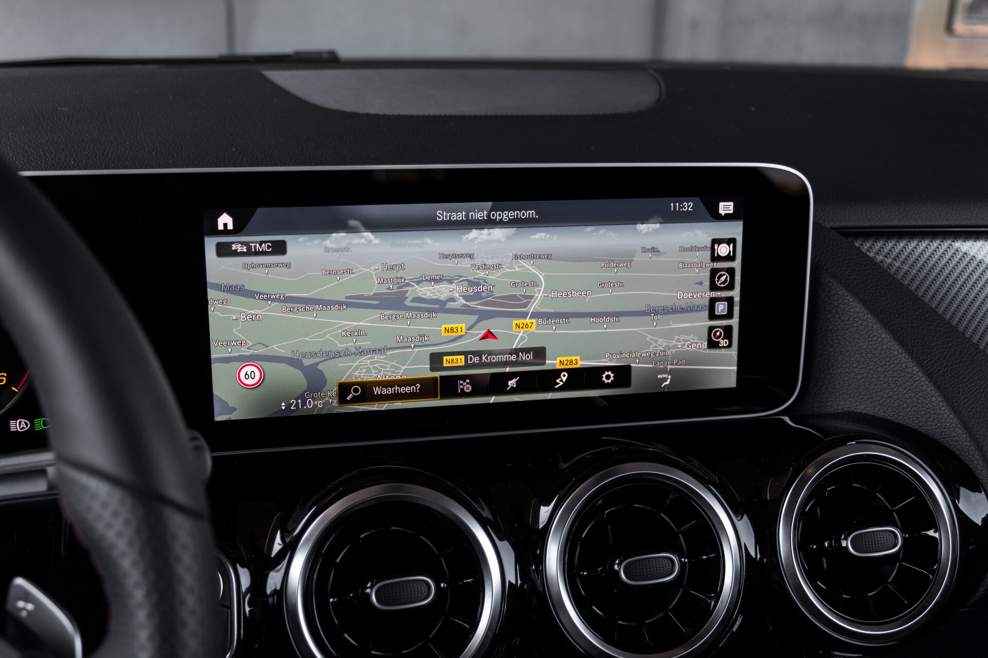 Mercedes-Benz B-Klasse 180d AMG Widescreen/M-bux/LED/19" Aut7 Foto 20