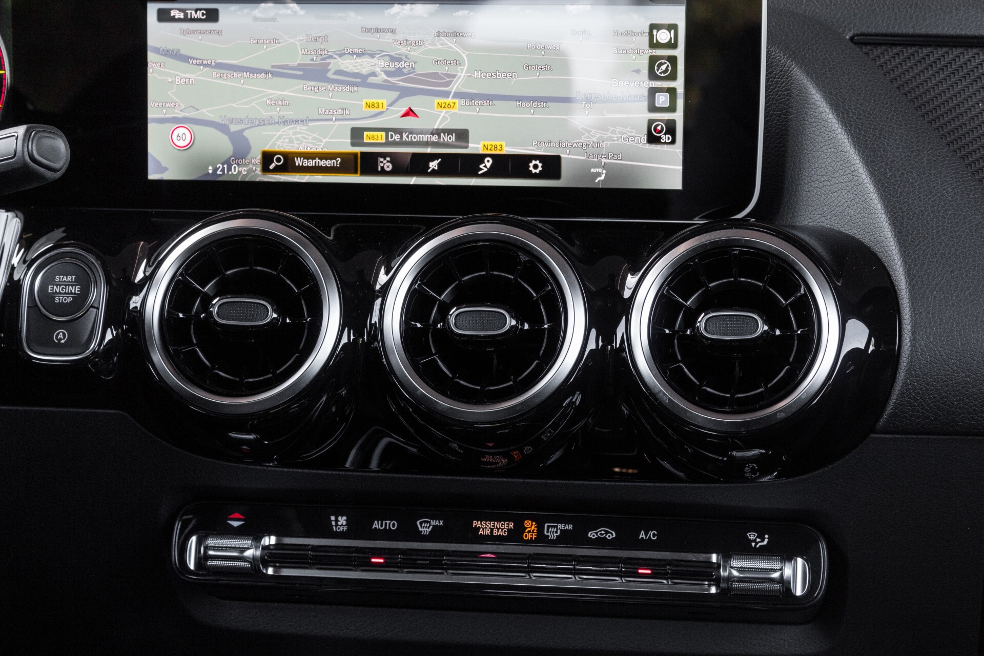 Mercedes-Benz B-Klasse 180d AMG Widescreen/M-bux/LED/19" Aut7 Foto 48