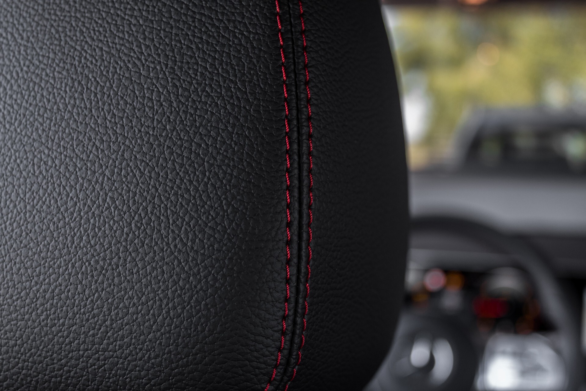 Mercedes-Benz B-Klasse 180d AMG Widescreen/M-bux/LED/19" Aut7 Foto 52