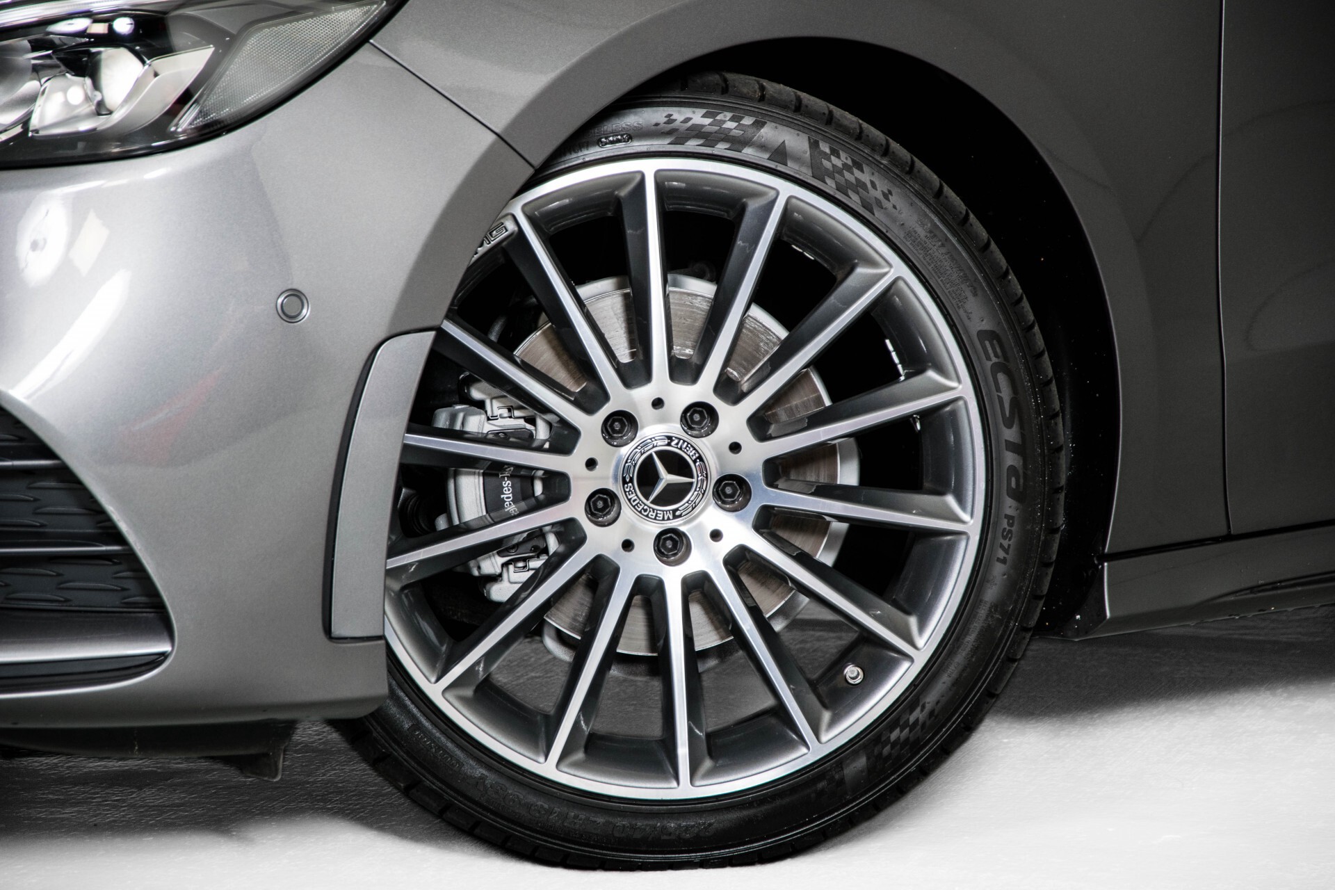 Mercedes-Benz B-Klasse 180d AMG Widescreen/M-bux/LED/19" Aut7 Foto 59