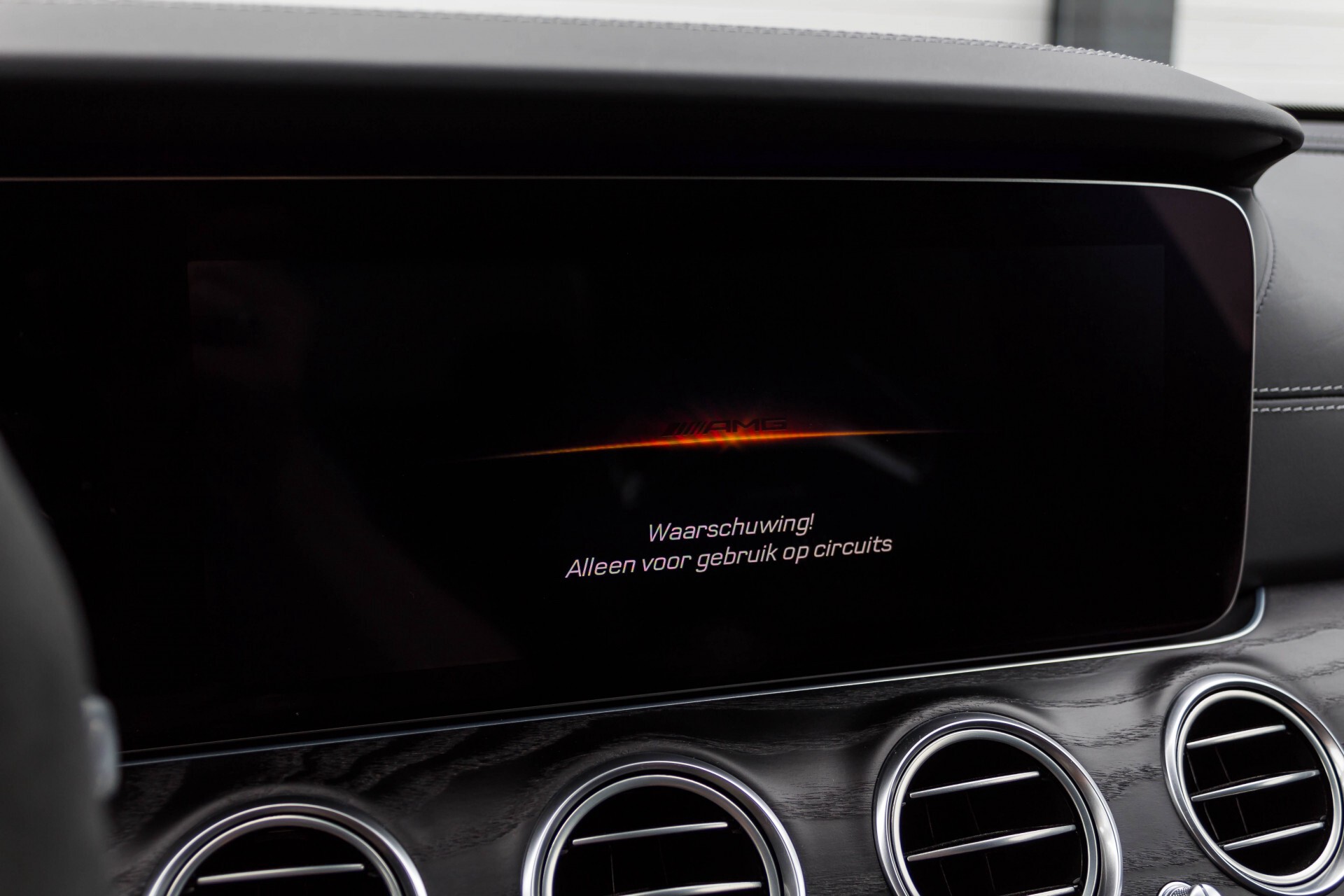 Mercedes-Benz E-Klasse 63 S AMG 4Matic Ceramic/Performance stoelen/Burmester High End/Standkachel Aut9 Foto 32