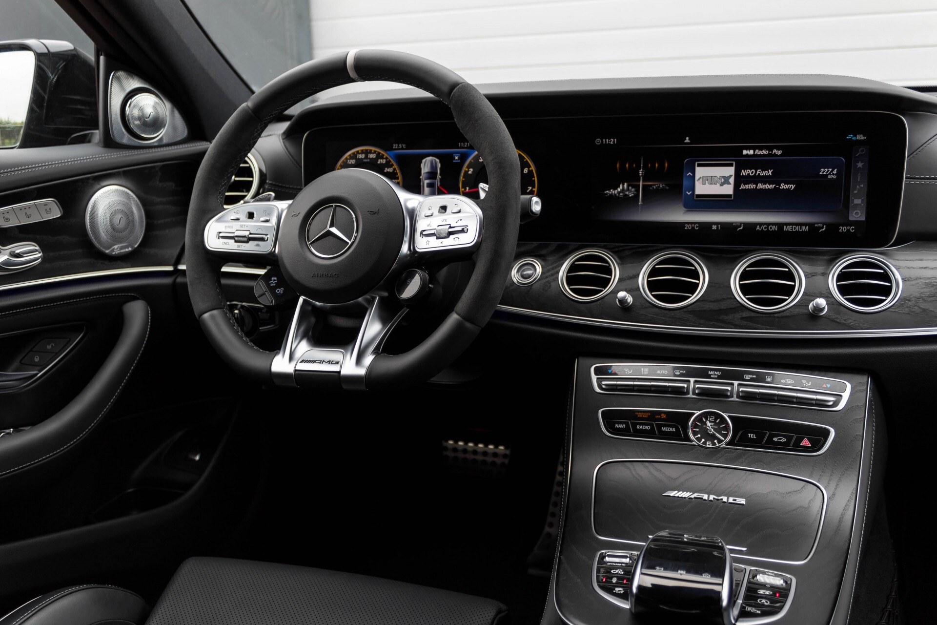 Mercedes-Benz E-Klasse 63 S AMG 4Matic Ceramic/Performance stoelen/Burmester High End/Standkachel Aut9 Foto 6