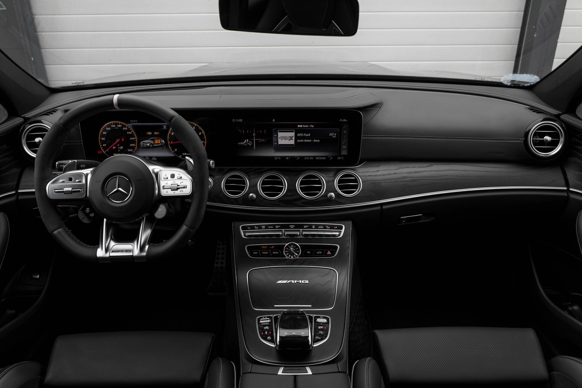 Mercedes-Benz E-Klasse 63 S AMG 4Matic Ceramic/Performance stoelen/Burmester High End/Standkachel Aut9 Foto 7
