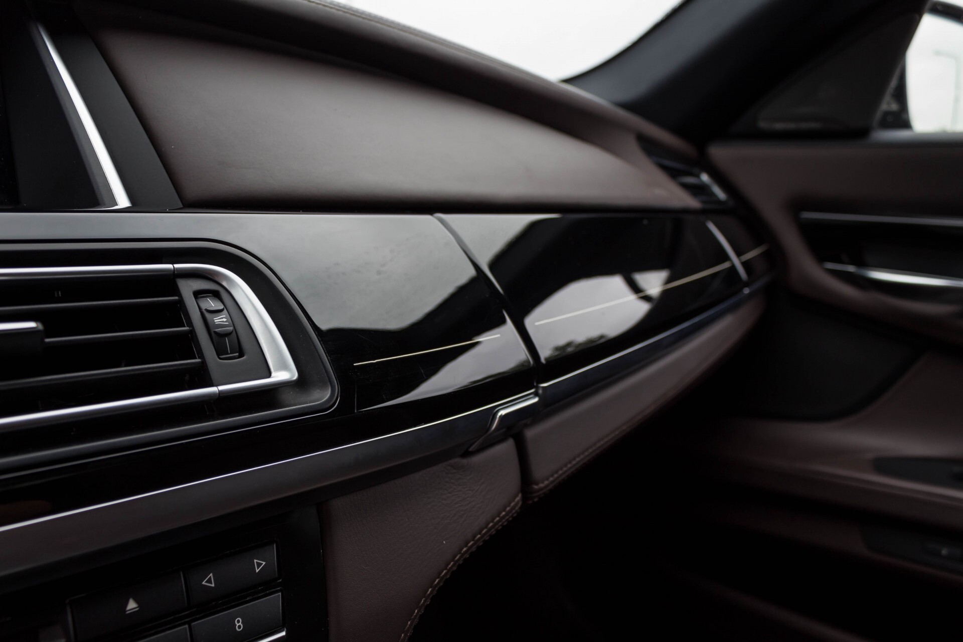 BMW 7 Serie 750Ld xDrive M-sport High Executive Individual Full Options BTW/BPM Aut8 Foto 34