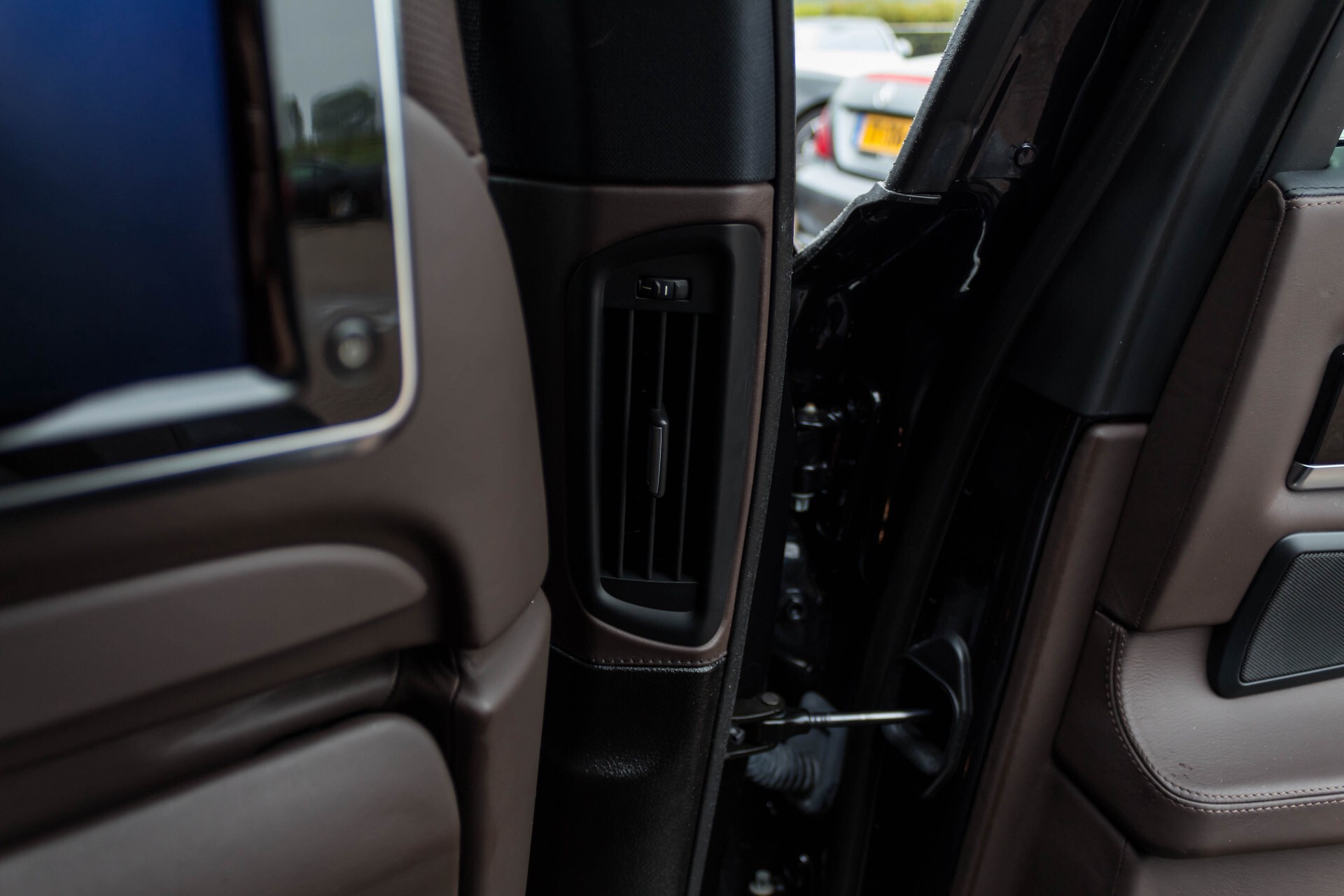 BMW 7 Serie 750Ld xDrive M-sport High Executive Individual Full Options BTW/BPM Aut8 Foto 47