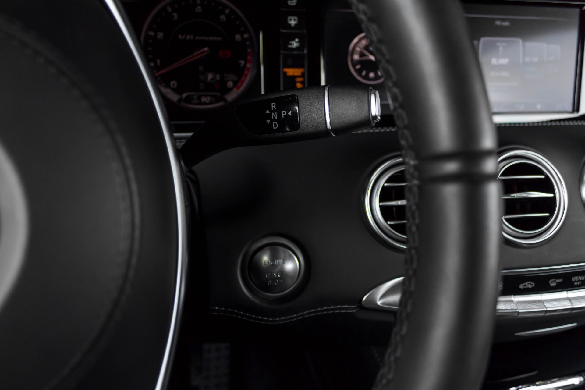 Mercedes-Benz S-Klasse Coupé 63 AMG 4-M Keramisch/Akrapovic/Swarowski/Designo/Burmester High End Aut7 Foto 13