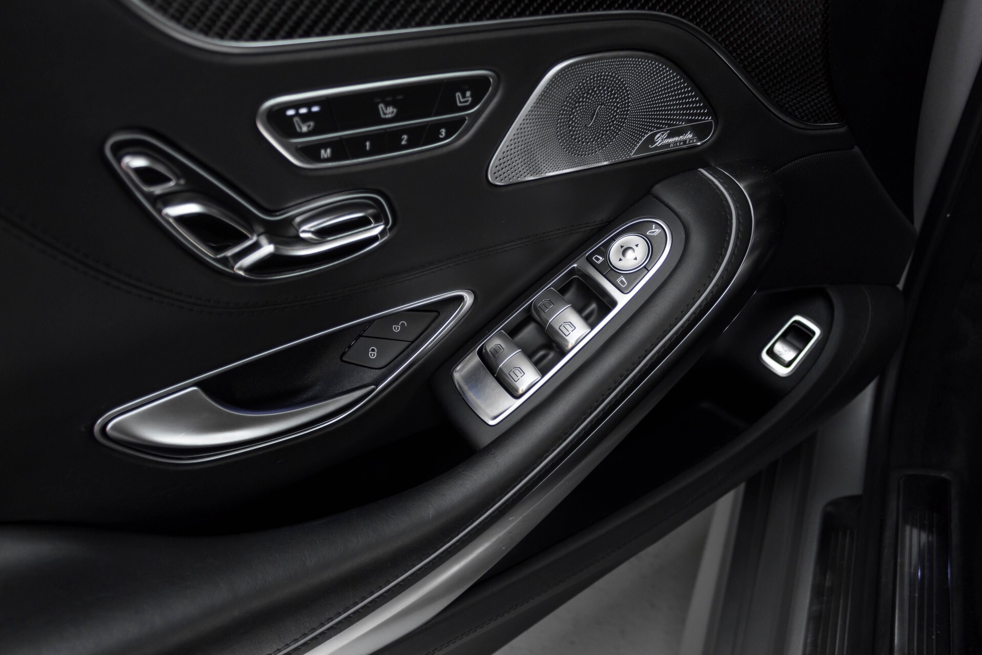 Mercedes-Benz S-Klasse Coupé 63 AMG 4-M Keramisch/Akrapovic/Swarowski/Designo/Burmester High End Aut7 Foto 47