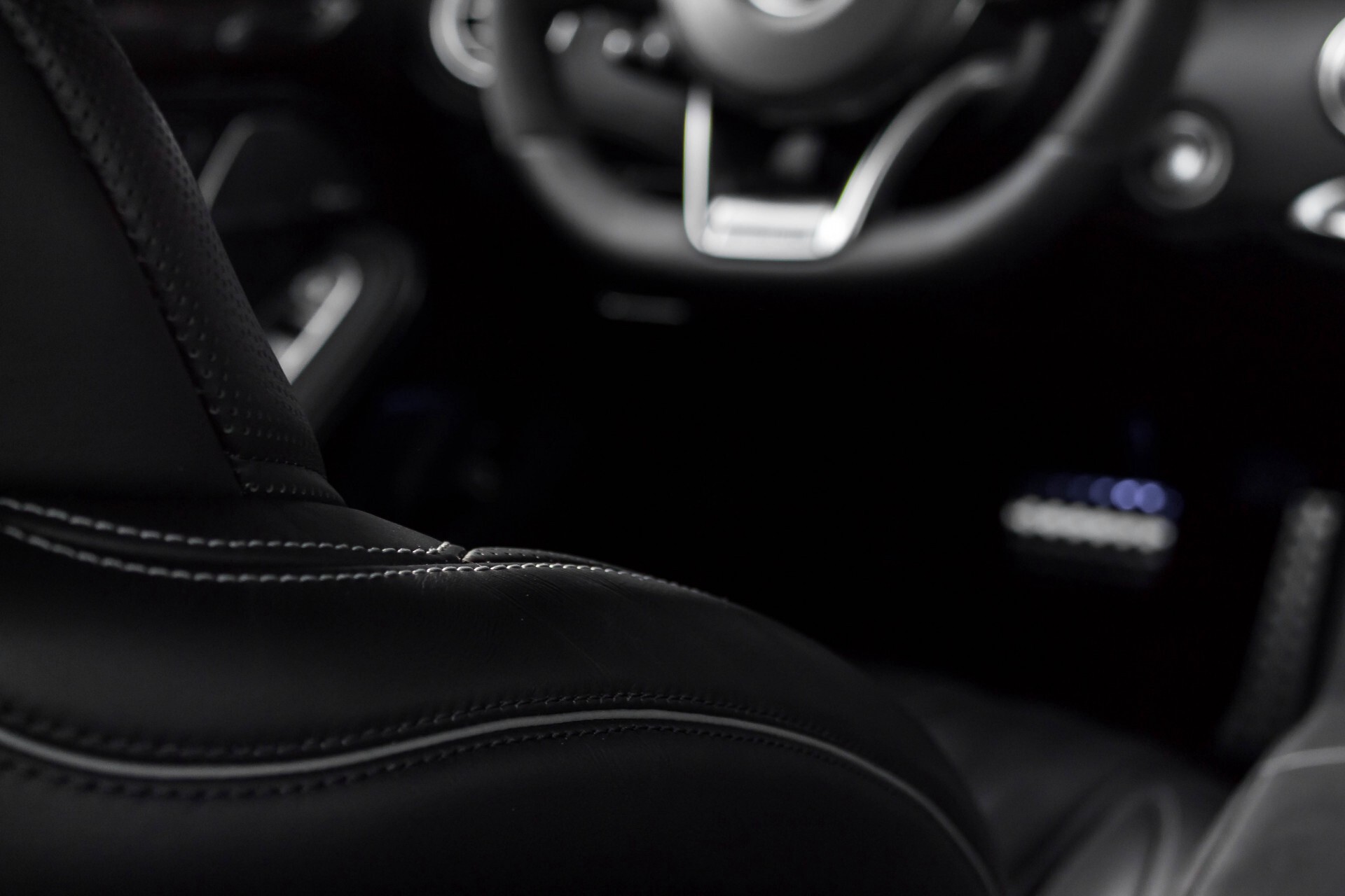 Mercedes-Benz S-Klasse Coupé 63 AMG 4-M Keramisch/Akrapovic/Swarowski/Designo/Burmester High End Aut7 Foto 56