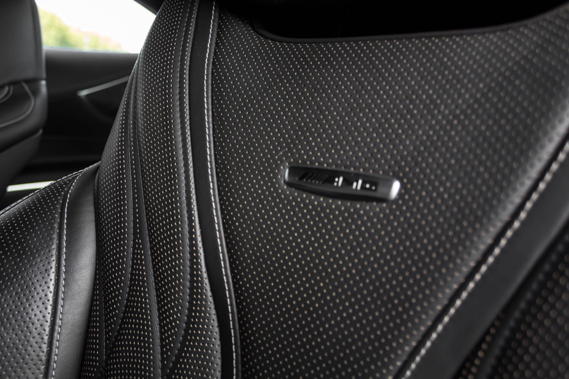 Mercedes-Benz S-Klasse Coupé 63 AMG 4-M Keramisch/Akrapovic/Swarowski/Designo/Burmester High End Aut7 Foto 62