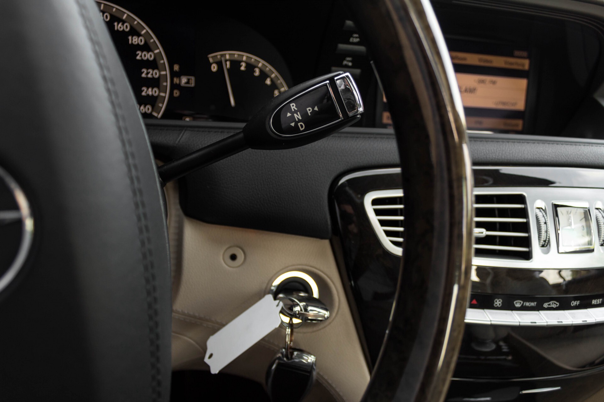 Mercedes-Benz CL-Klasse 500 Distronic/Nightvision/Massage/Harman-Kardon Aut7 Foto 13