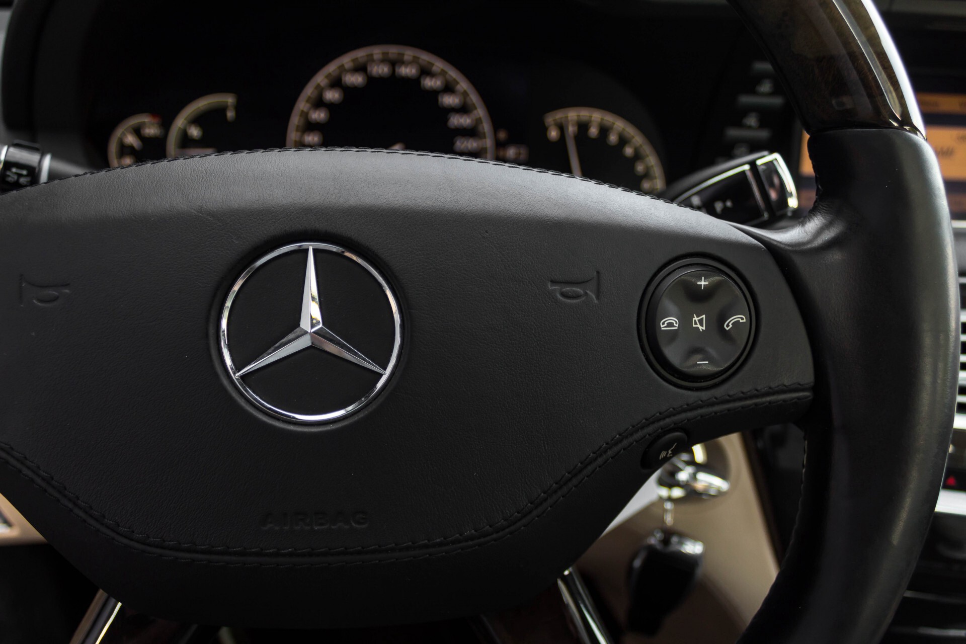 Mercedes-Benz CL-Klasse 500 Distronic/Nightvision/Massage/Harman-Kardon Aut7 Foto 14