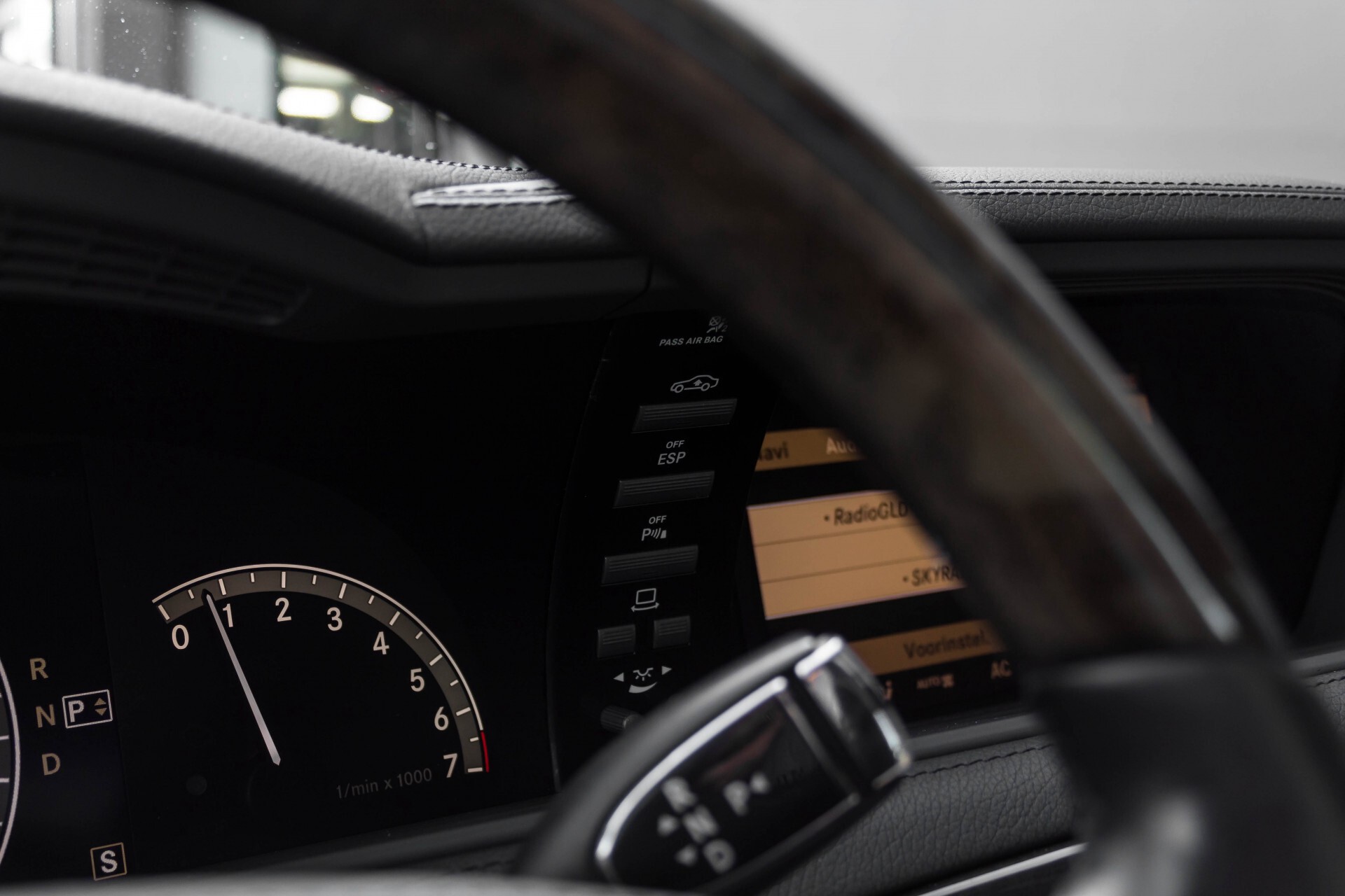 Mercedes-Benz CL-Klasse 500 Distronic/Nightvision/Massage/Harman-Kardon Aut7 Foto 16