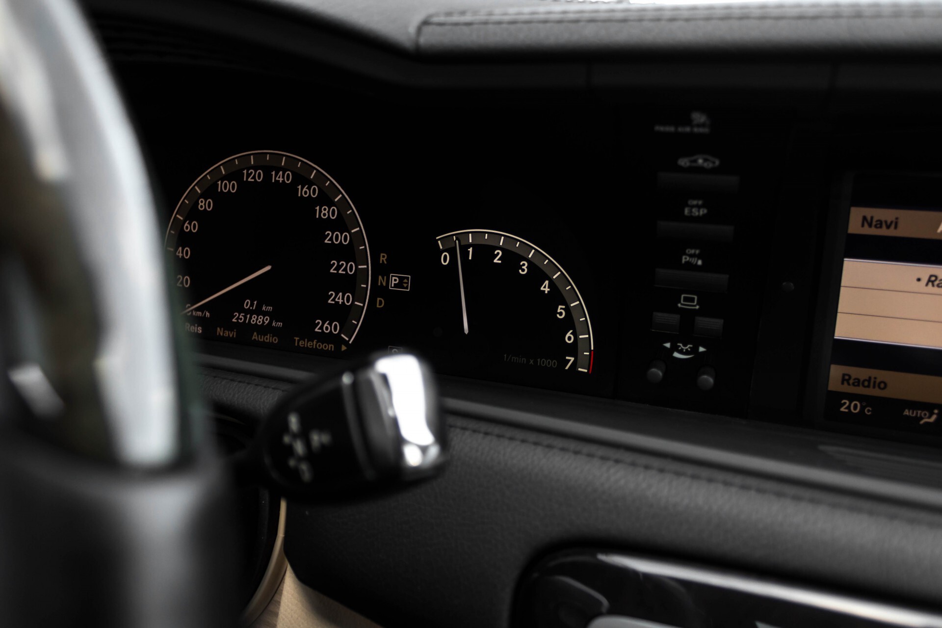 Mercedes-Benz CL-Klasse 500 Distronic/Nightvision/Massage/Harman-Kardon Aut7 Foto 18