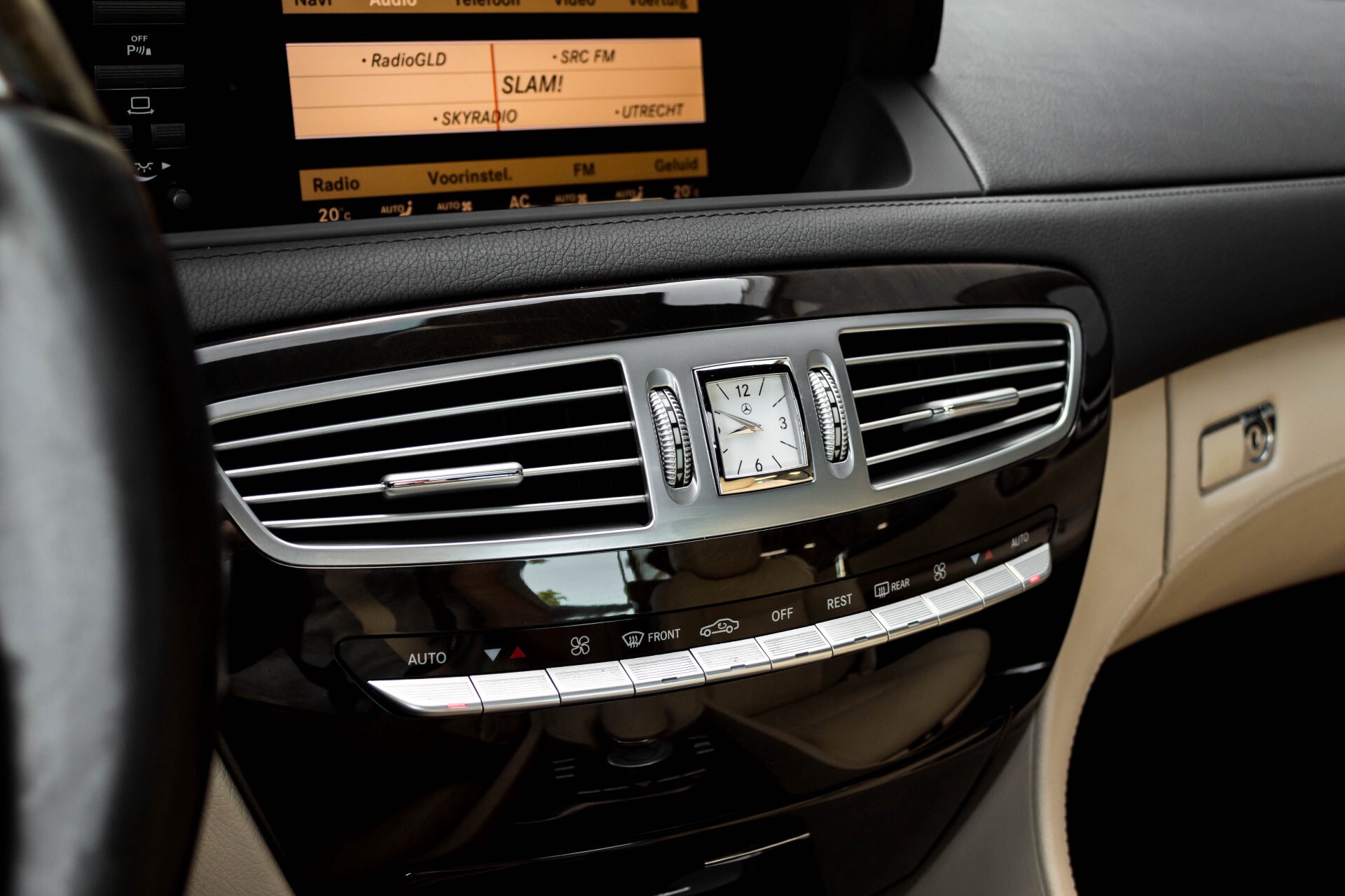 Mercedes-Benz CL-Klasse 500 Distronic/Nightvision/Massage/Harman-Kardon Aut7 Foto 26