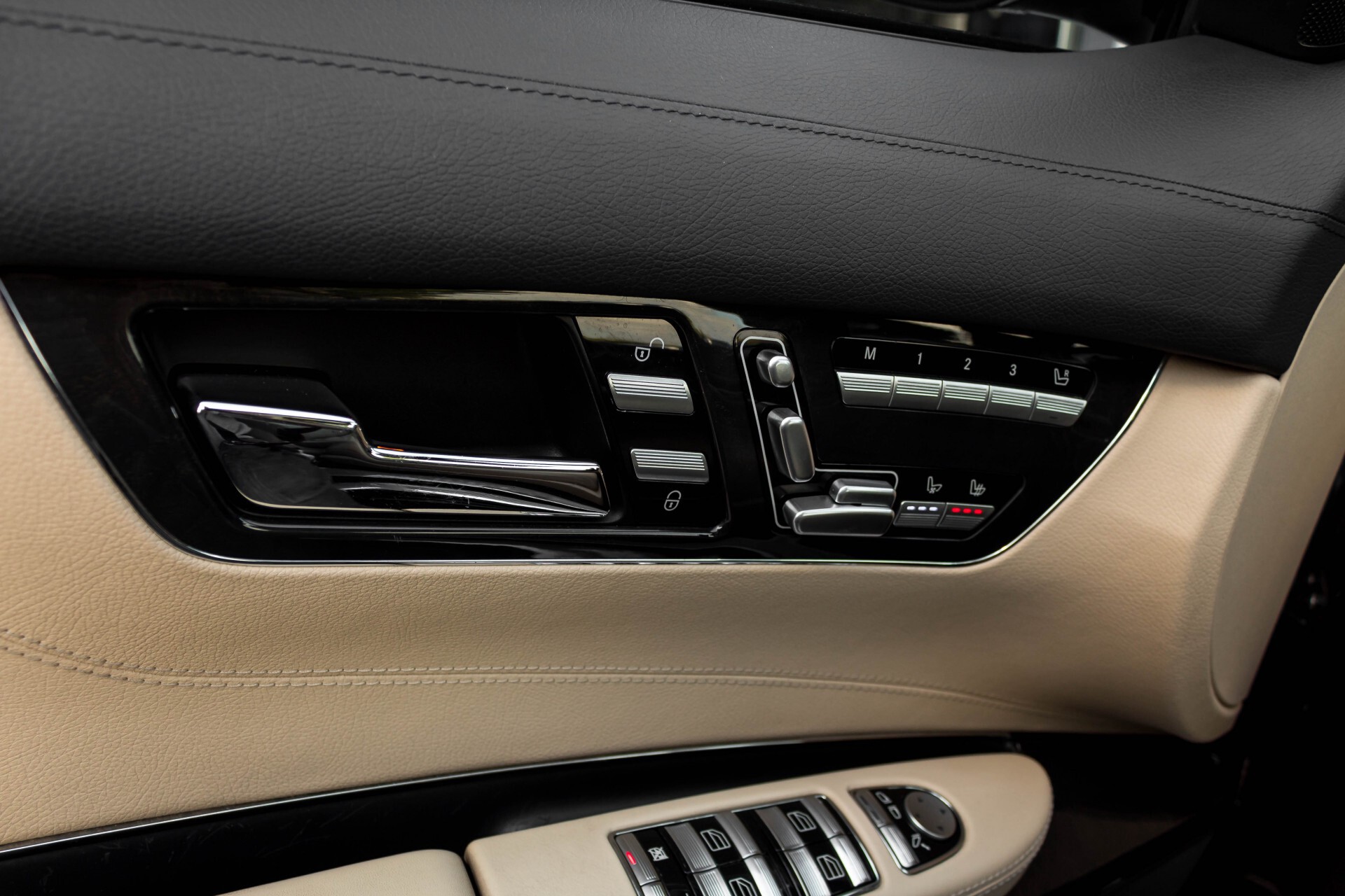 Mercedes-Benz CL-Klasse 500 Distronic/Nightvision/Massage/Harman-Kardon Aut7 Foto 38