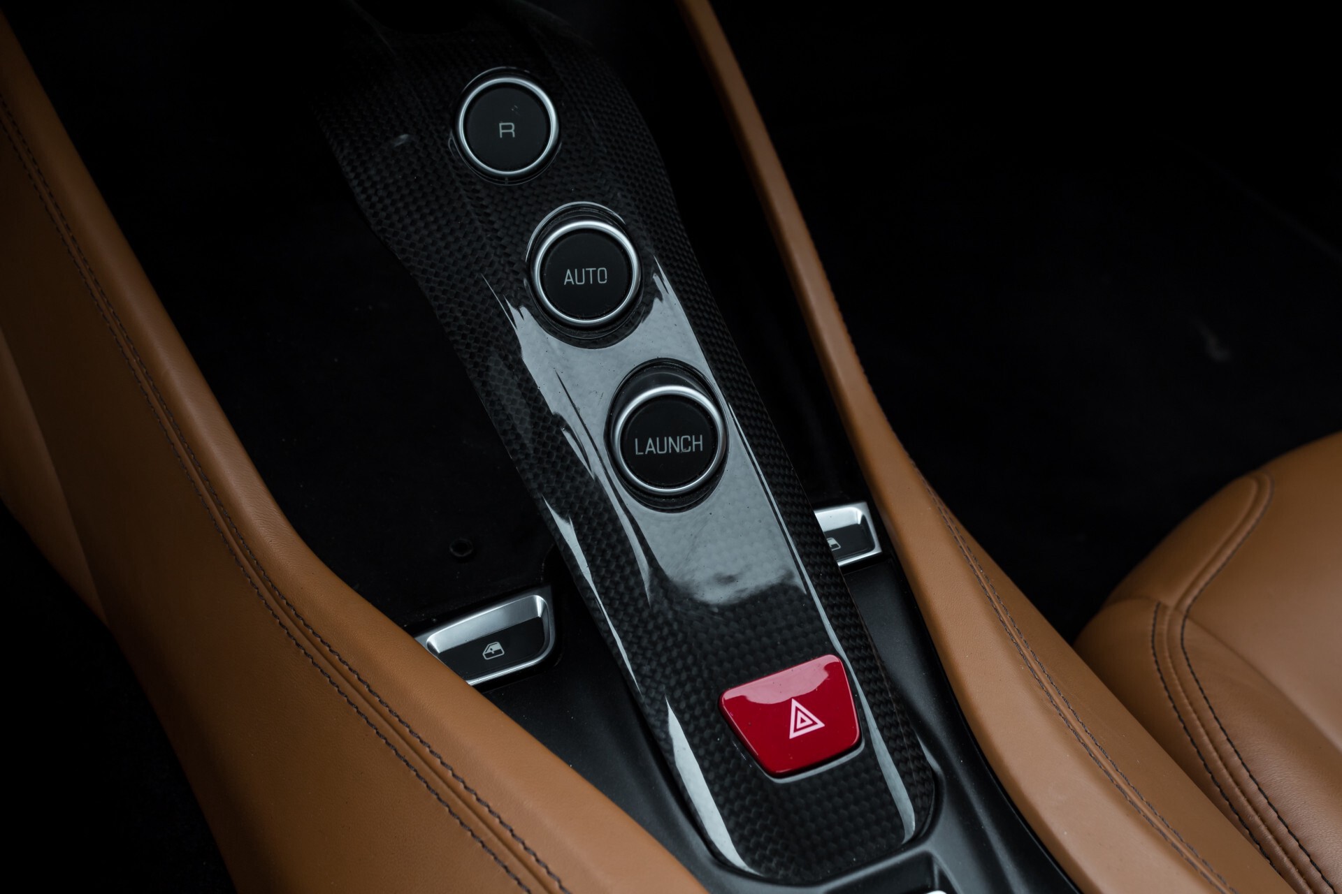 Ferrari California 3.9 T Full Carbon Nieuwprijs: €284081 Foto 30