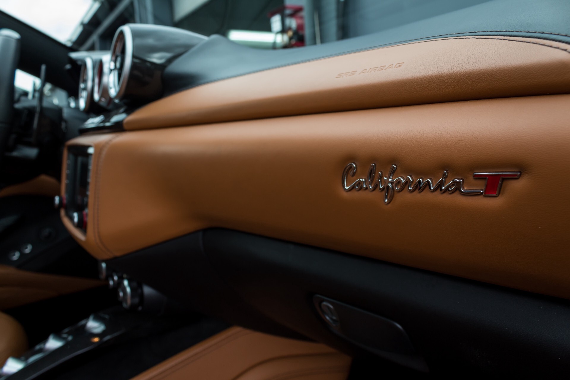 Ferrari California 3.9 T Full Carbon Nieuwprijs: €284081 Foto 41