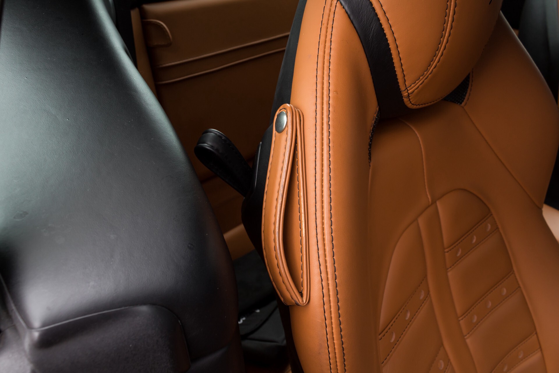 Ferrari California 3.9 T Full Carbon Nieuwprijs: €284081 Foto 45