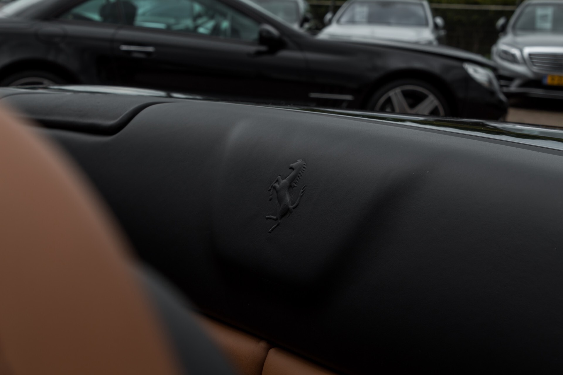 Ferrari California 3.9 T Full Carbon Nieuwprijs: €284081 Foto 47