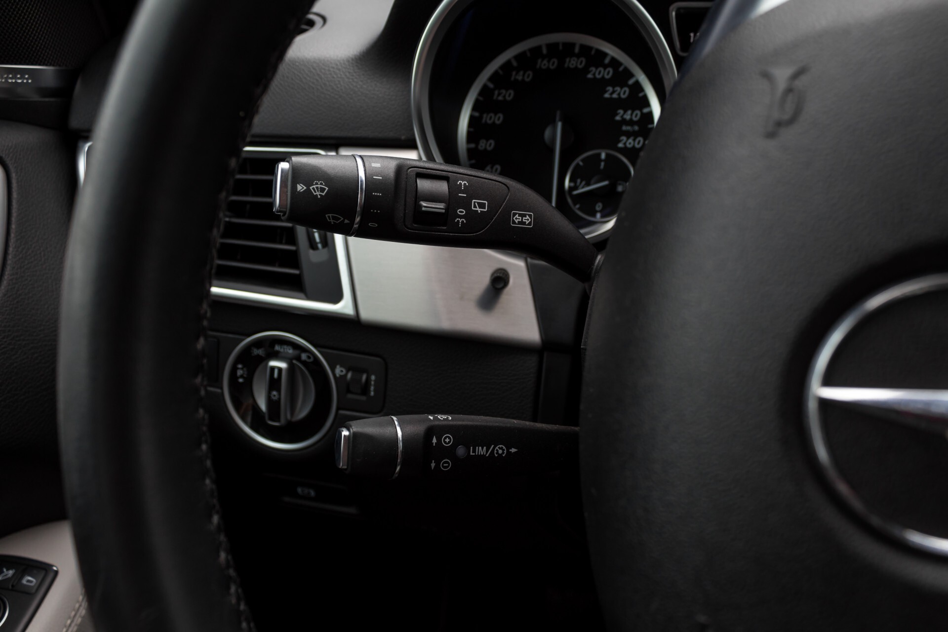 Mercedes-Benz M-Klasse 350 AMG 4-M Panorama/Keyless/Harman-Kardon/Camera/Trekhaak Aut7 Foto 11