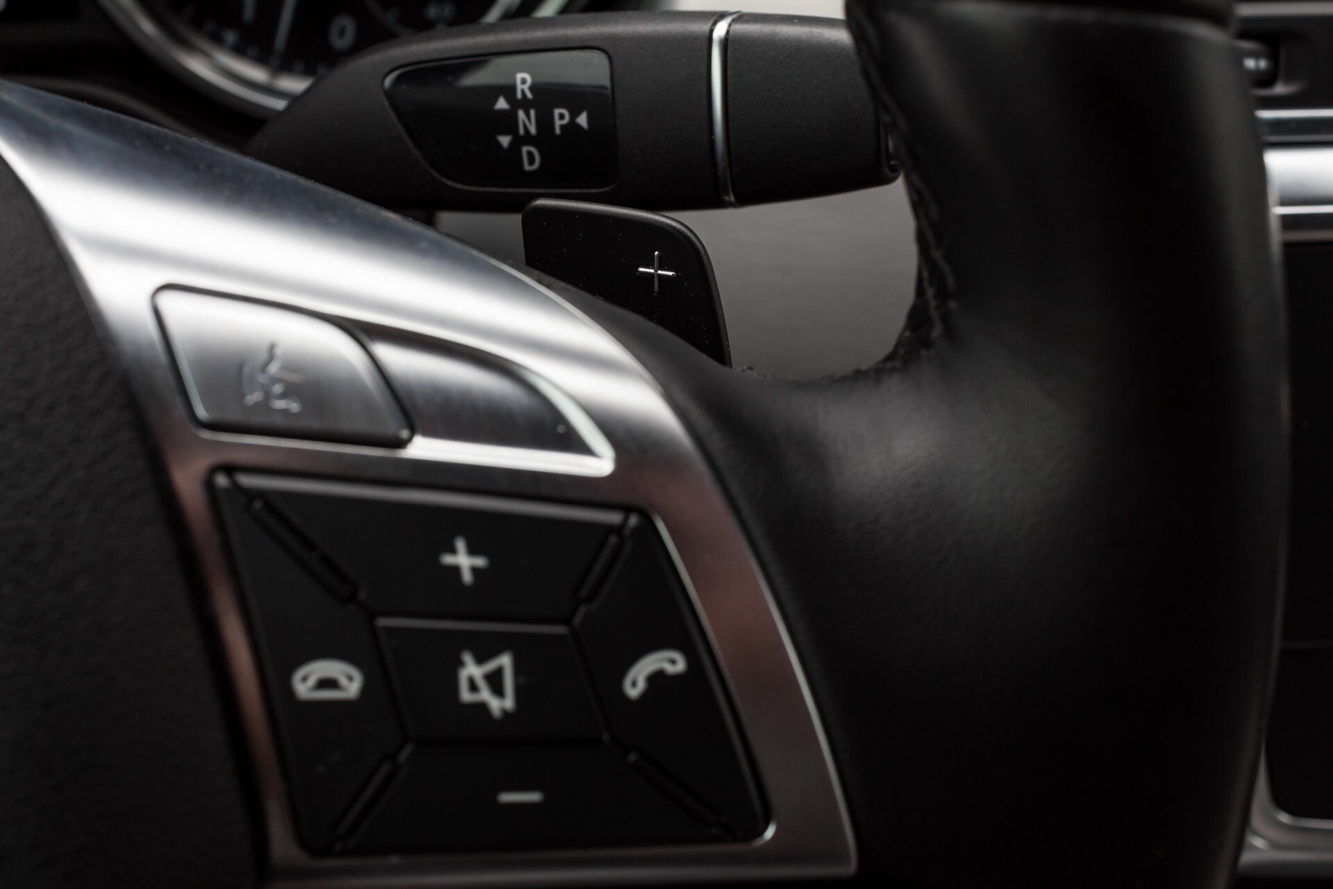 Mercedes-Benz M-Klasse 350 AMG 4-M Panorama/Keyless/Harman-Kardon/Camera/Trekhaak Aut7 Foto 14