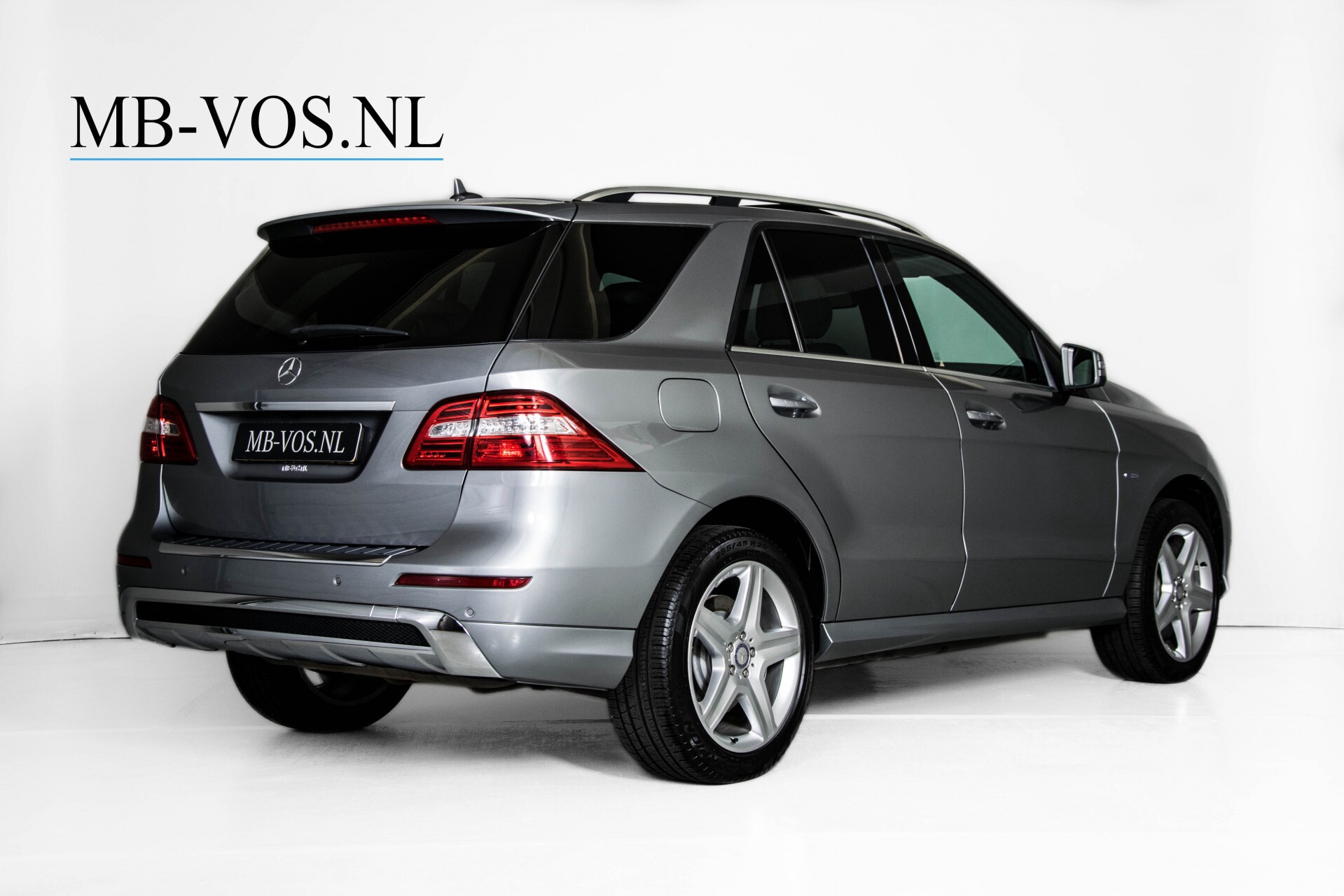 Mercedes-Benz M-Klasse 350 AMG 4-M Panorama/Keyless/Harman-Kardon/Camera/Trekhaak Aut7 Foto 2