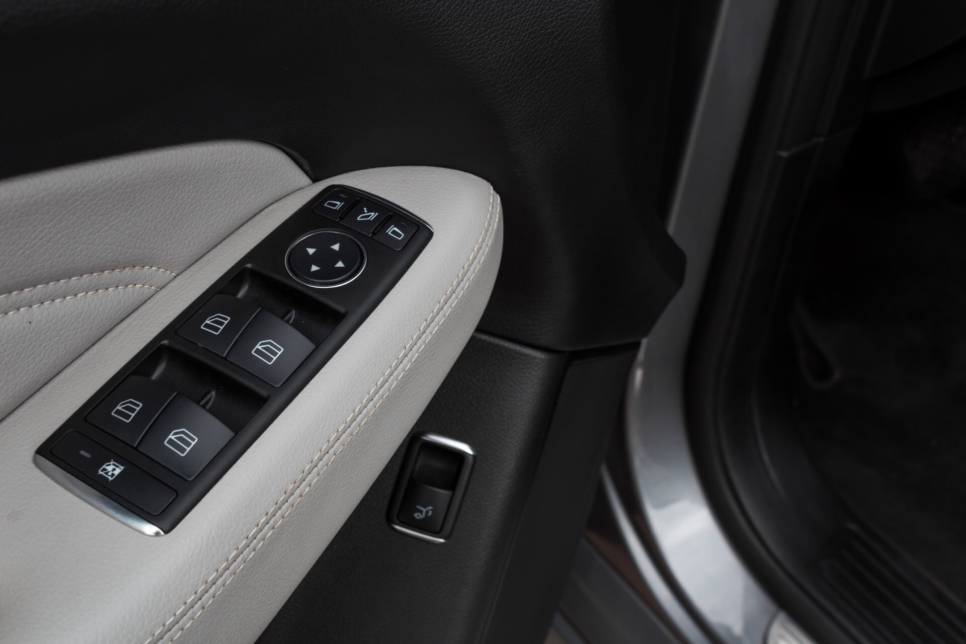 Mercedes-Benz M-Klasse 350 AMG 4-M Panorama/Keyless/Harman-Kardon/Camera/Trekhaak Aut7 Foto 20