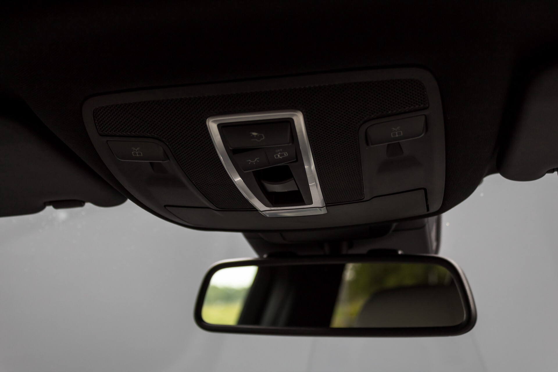 Mercedes-Benz M-Klasse 350 AMG 4-M Panorama/Keyless/Harman-Kardon/Camera/Trekhaak Aut7 Foto 45