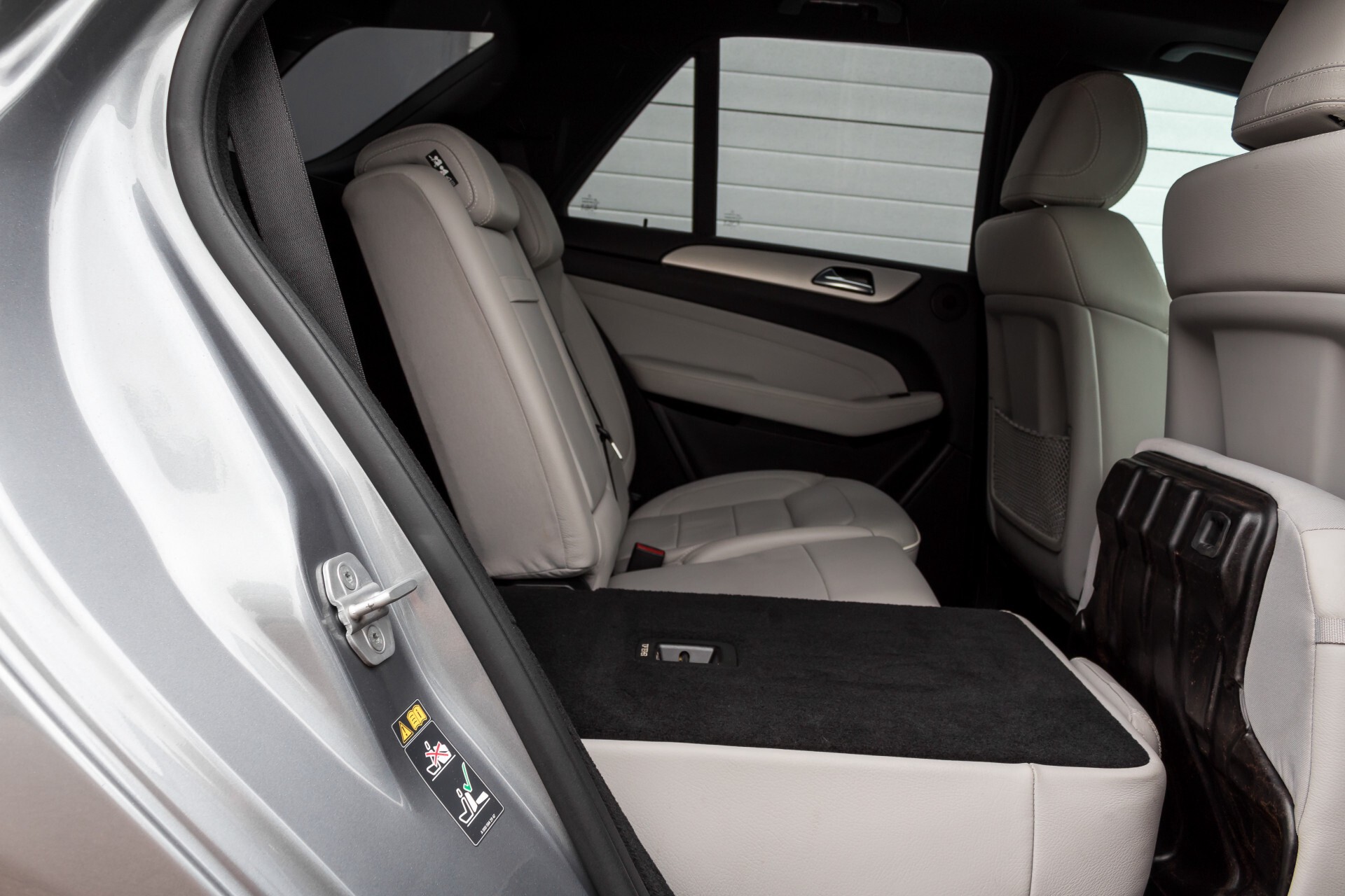 Mercedes-Benz M-Klasse 350 AMG 4-M Panorama/Keyless/Harman-Kardon/Camera/Trekhaak Aut7 Foto 6