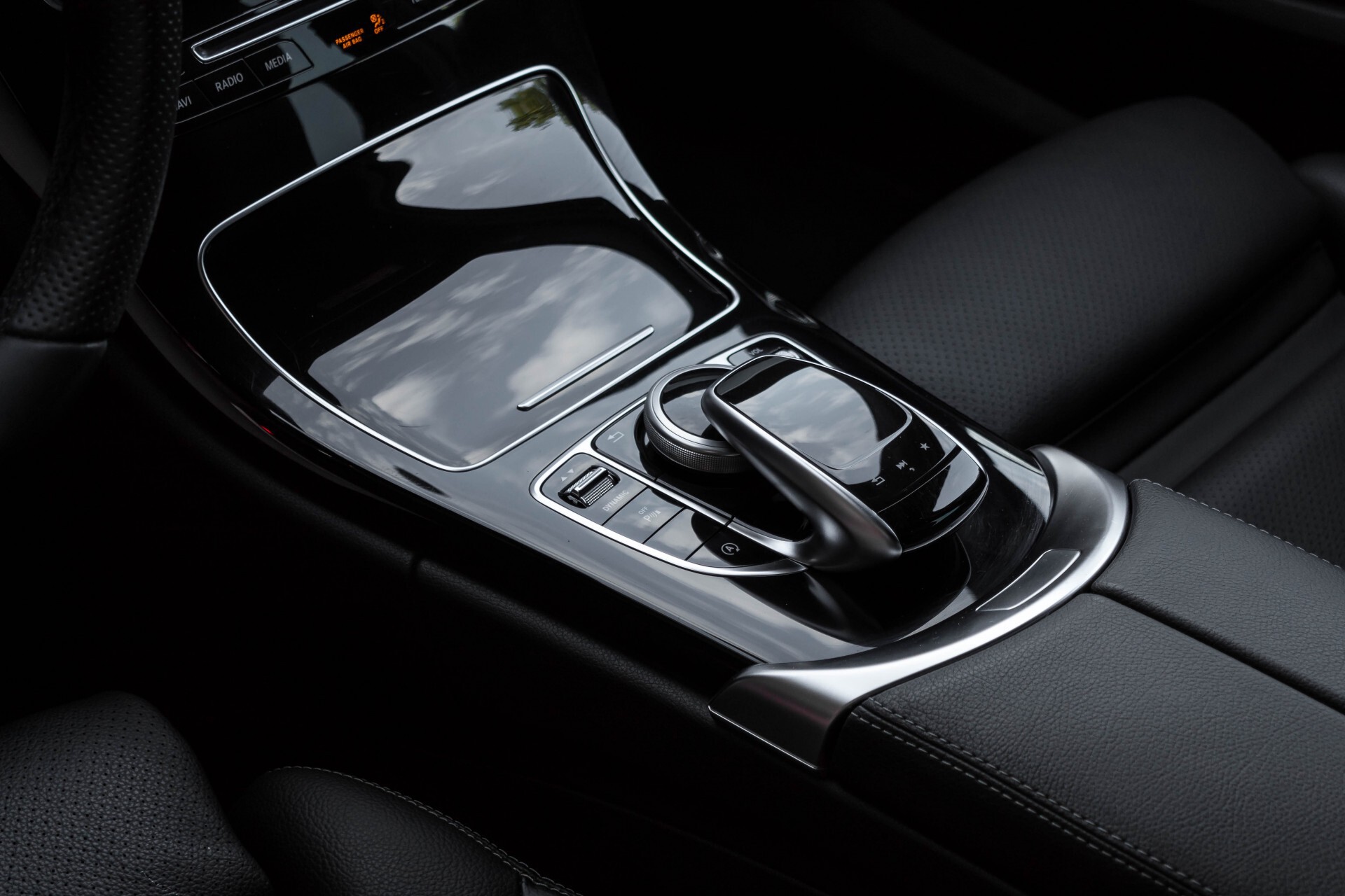 Mercedes-Benz C-Klasse Estate 200d AMG Night Wegkl-Trekhaak/LED/Dodehoekassistent/Verw Stln Aut7 Foto 22