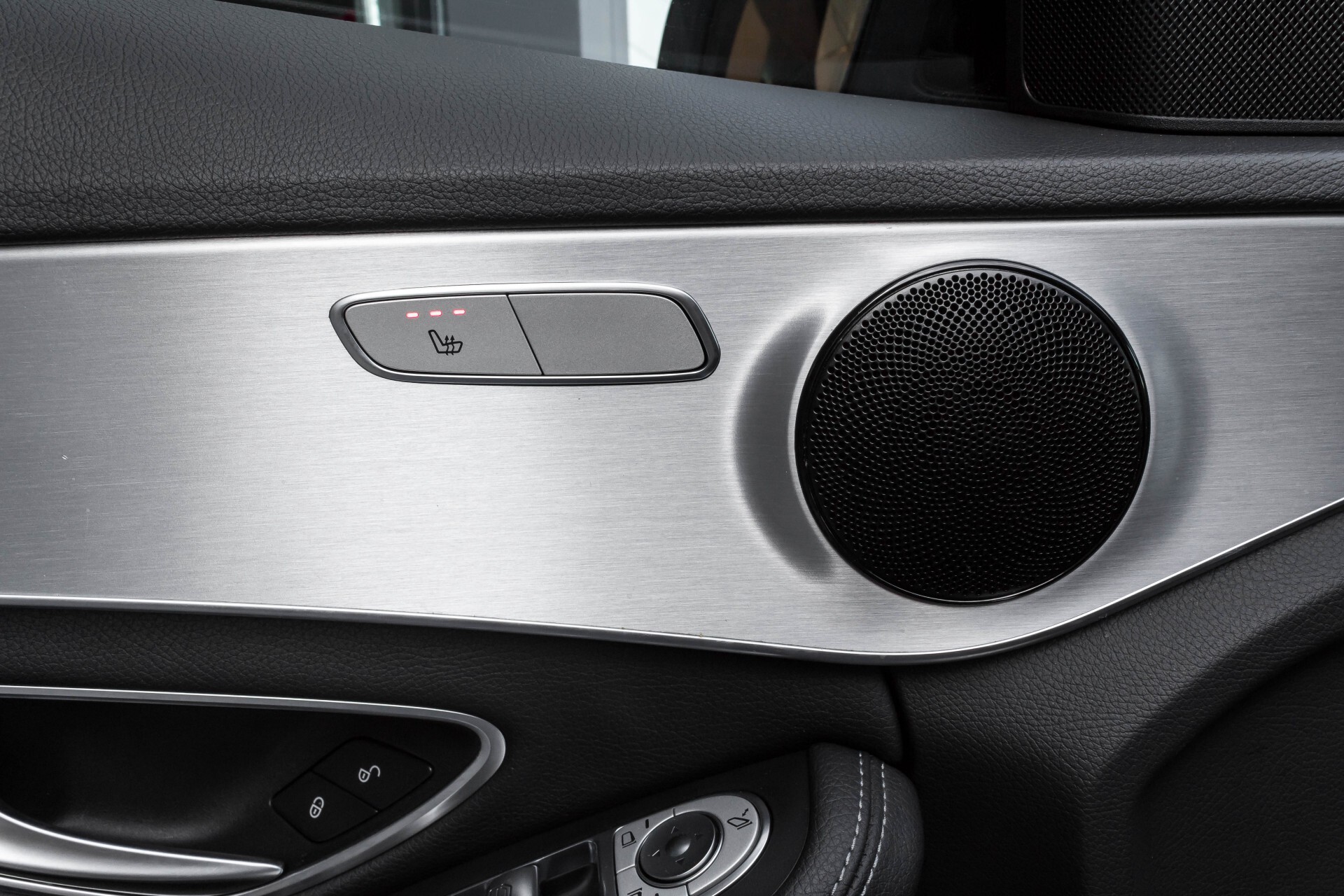 Mercedes-Benz C-Klasse Estate 200d AMG Night Wegkl-Trekhaak/LED/Dodehoekassistent/Verw Stln Aut7 Foto 26