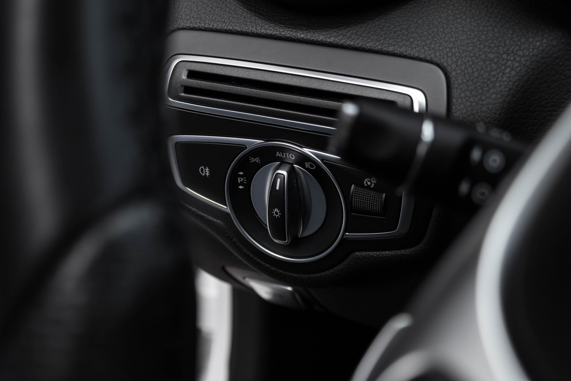 Mercedes-Benz C-Klasse Estate 200d AMG Night Wegkl-Trekhaak/LED/Dodehoekassistent/Verw Stln Aut7 Foto 38