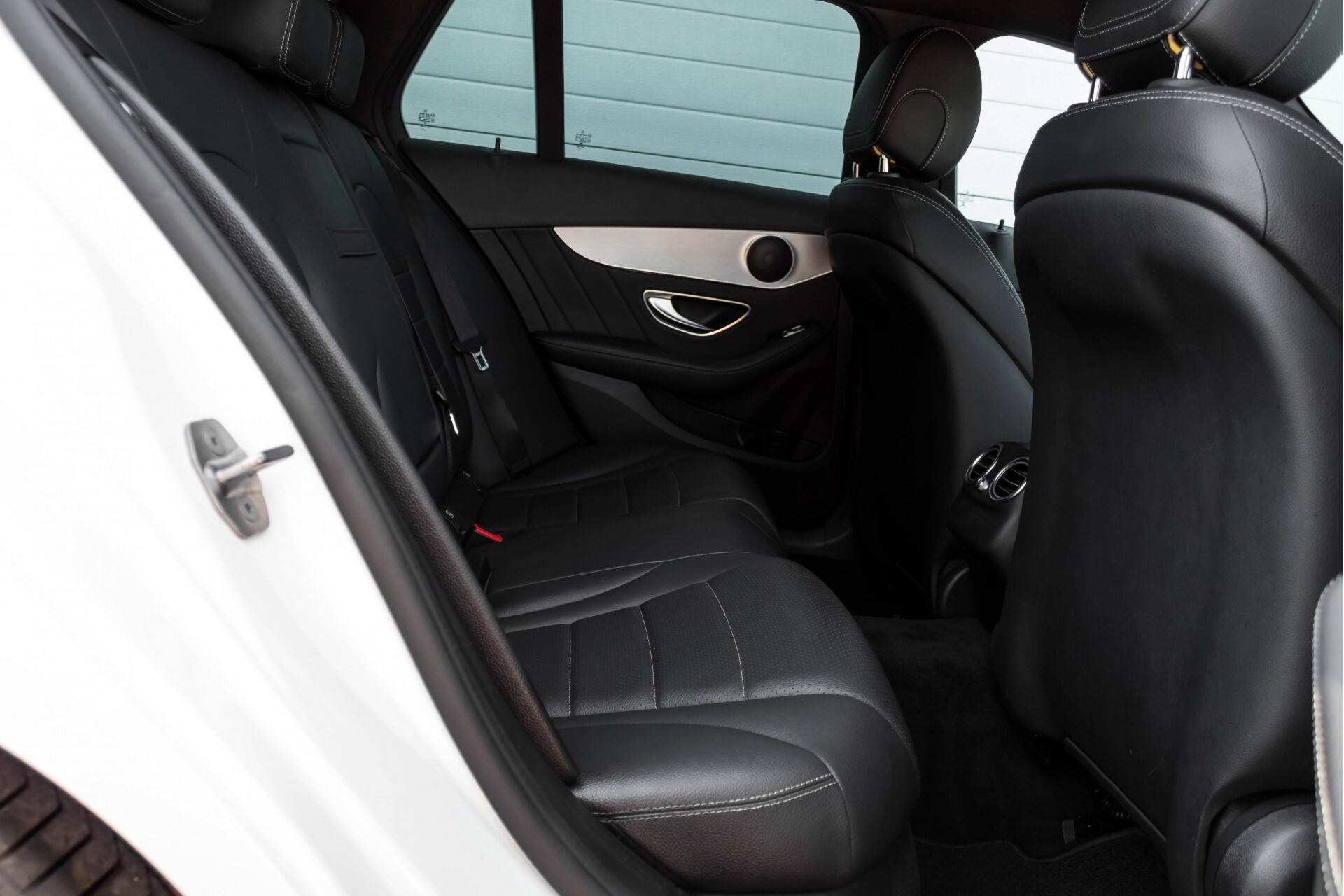 Mercedes-Benz C-Klasse Estate 200d AMG Night Wegkl-Trekhaak/LED/Dodehoekassistent/Verw Stln Aut7 Foto 4