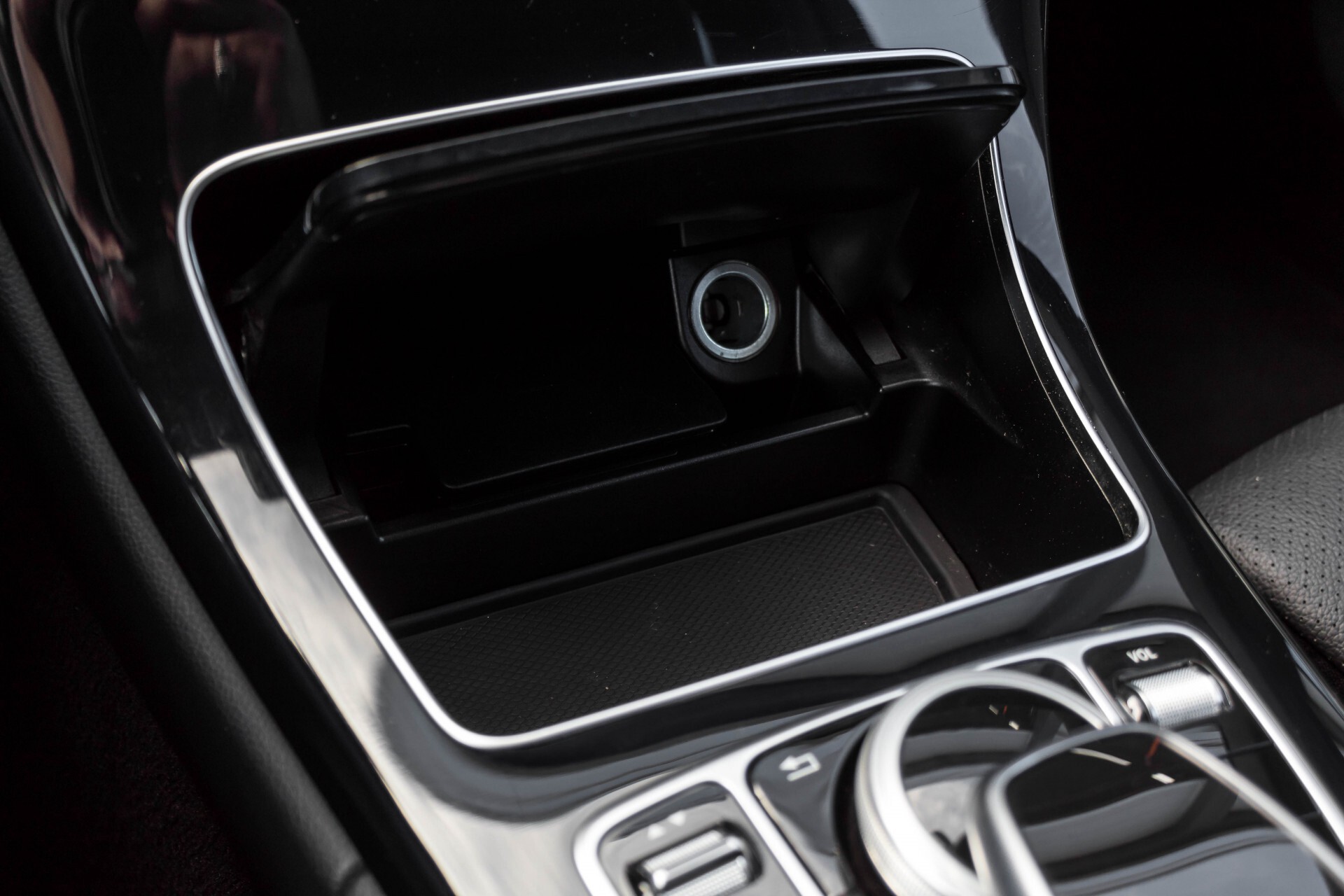 Mercedes-Benz C-Klasse Estate 200d AMG Night Wegkl-Trekhaak/LED/Dodehoekassistent/Verw Stln Aut7 Foto 43