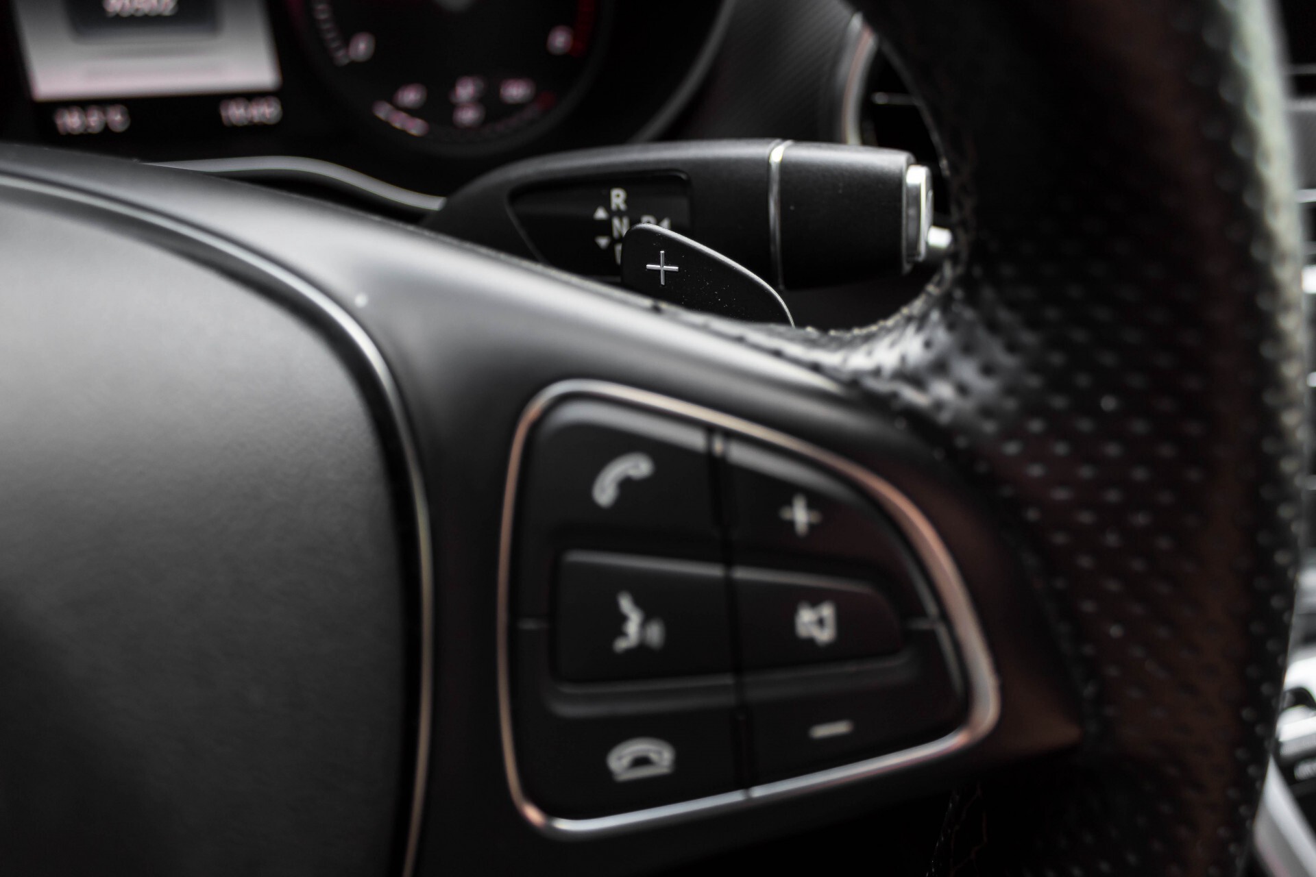 Mercedes-Benz V-Klasse 220 CDI Lang AMG 6-Persoons Avantgarde Edition Burmester/360camera/spoorpakket/ILS Aut7 Foto 14