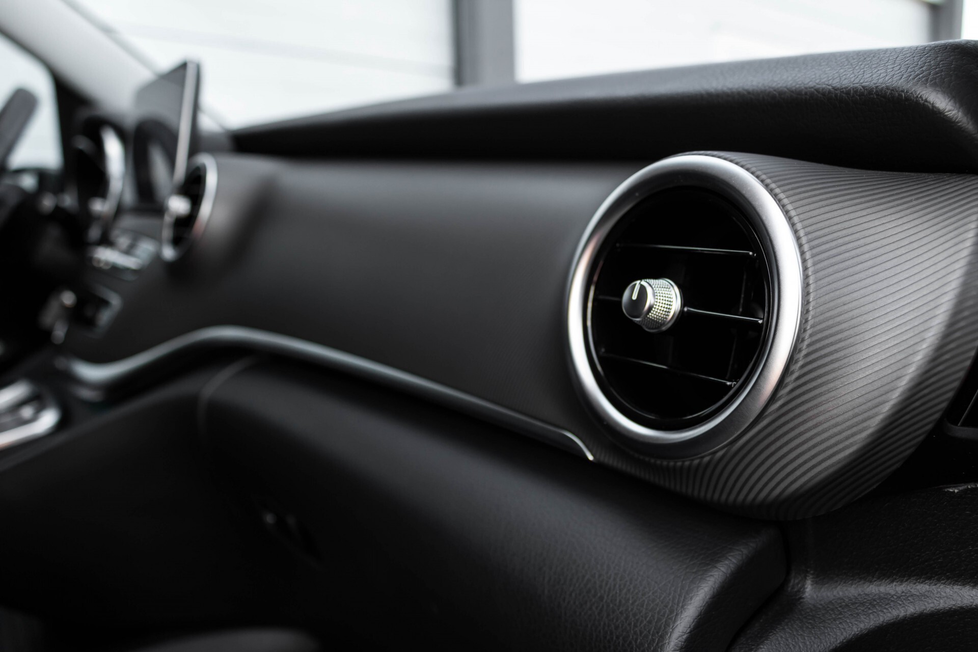 Mercedes-Benz V-Klasse 220 CDI Lang AMG 6-Persoons Avantgarde Edition Burmester/360camera/spoorpakket/ILS Aut7 Foto 21