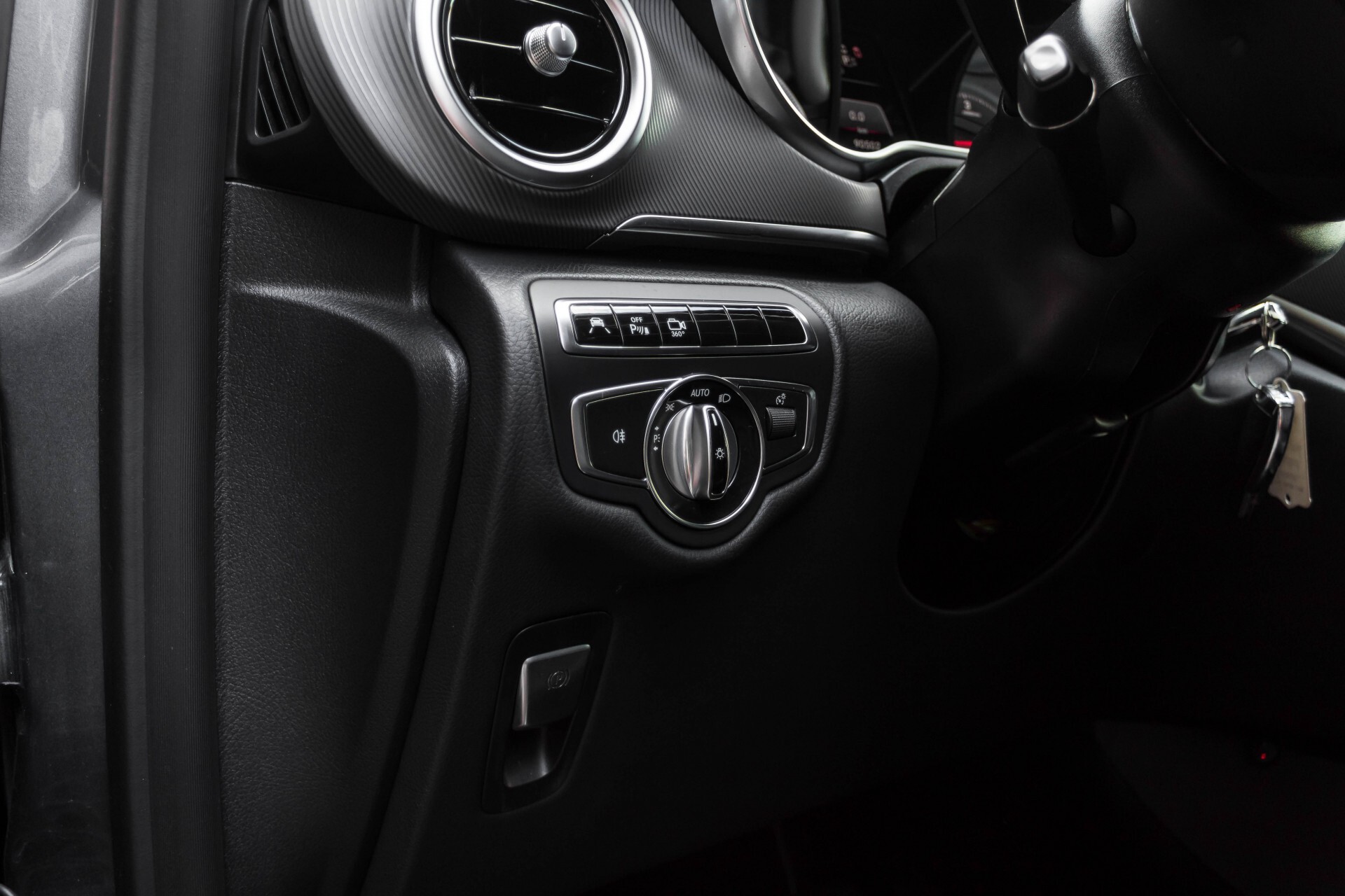 Mercedes-Benz V-Klasse 220 CDI Lang AMG 6-Persoons Avantgarde Edition Burmester/360camera/spoorpakket/ILS Aut7 Foto 47