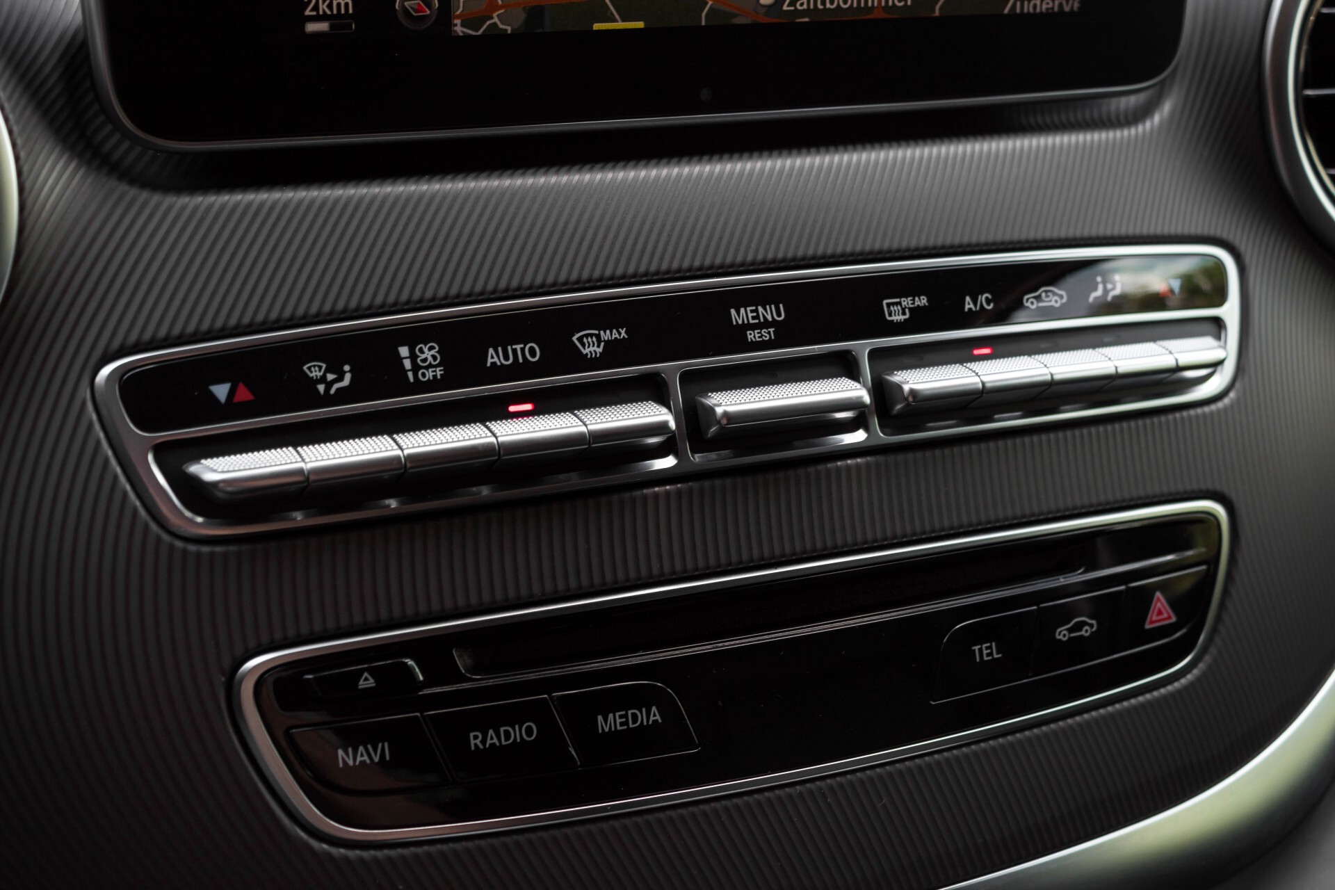 Mercedes-Benz V-Klasse 220 CDI Lang AMG 6-Persoons Avantgarde Edition Burmester/360camera/spoorpakket/ILS Aut7 Foto 48