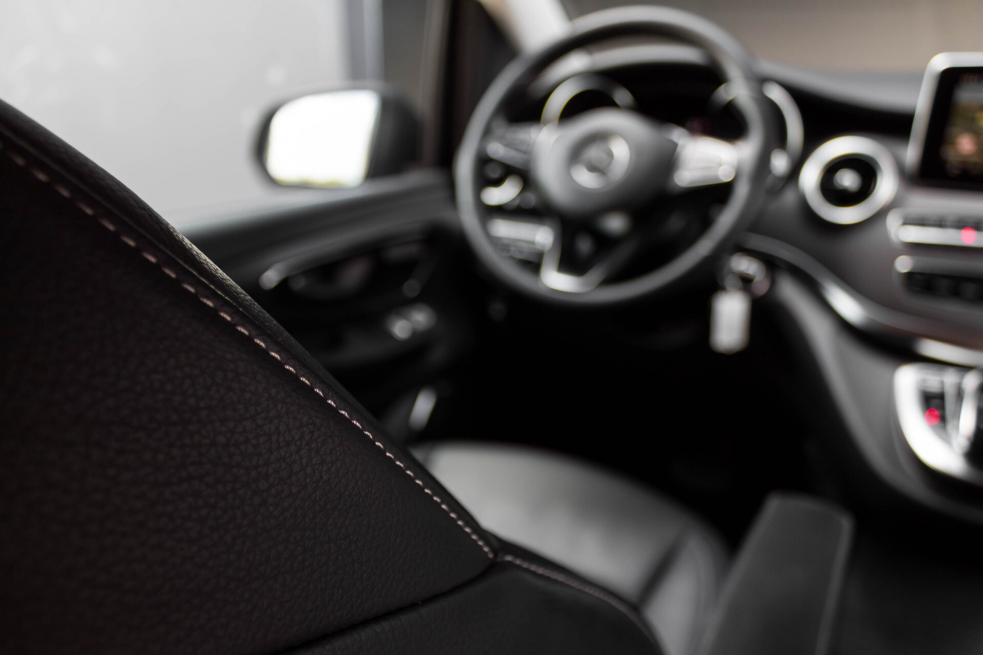 Mercedes-Benz V-Klasse 220 CDI Lang AMG 6-Persoons Avantgarde Edition Burmester/360camera/spoorpakket/ILS Aut7 Foto 54