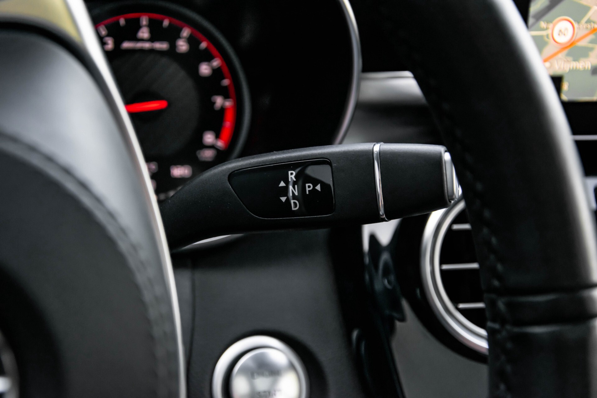 Mercedes-Benz C-Klasse 63 AMG S Akrapovic/Panorama/Distronic/Keyless/Comand/Camera/ILS Aut7 Foto 13