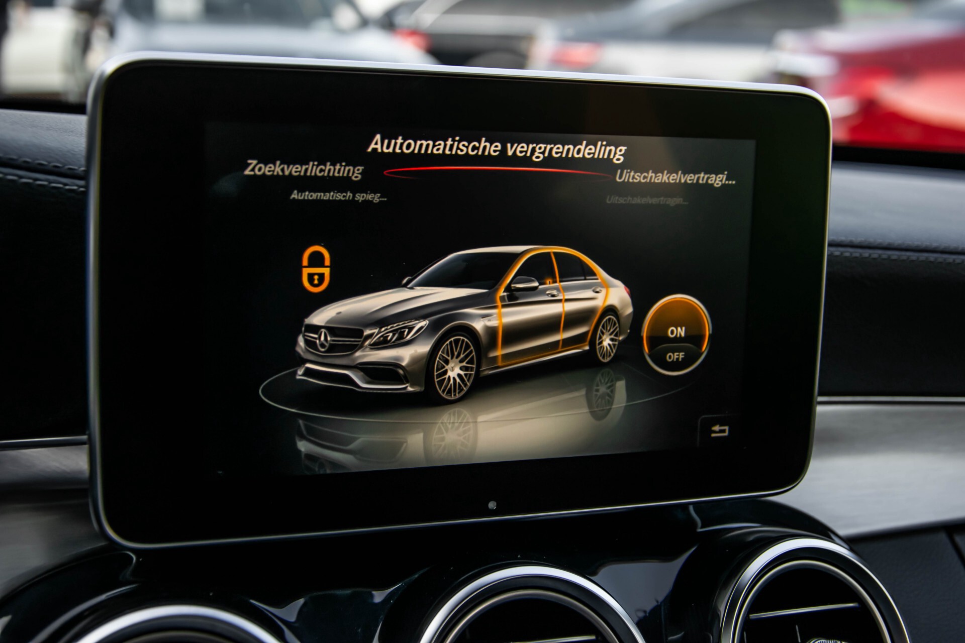 Mercedes-Benz C-Klasse 63 AMG S Akrapovic/Panorama/Distronic/Keyless/Comand/Camera/ILS Aut7 Foto 37