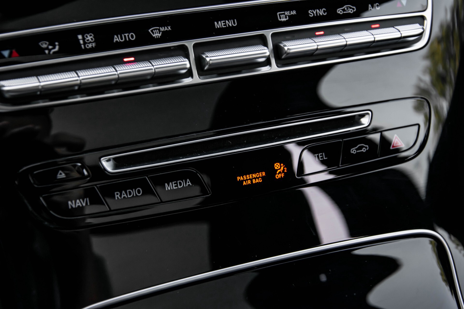 Mercedes-Benz C-Klasse 63 AMG S Akrapovic/Panorama/Distronic/Keyless/Comand/Camera/ILS Aut7 Foto 47