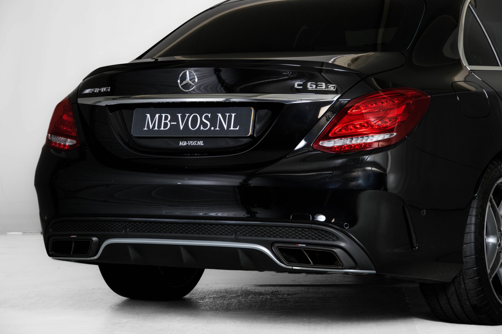 Mercedes-Benz C-Klasse 63 AMG S Akrapovic/Panorama/Distronic/Keyless/Comand/Camera/ILS Aut7 Foto 72