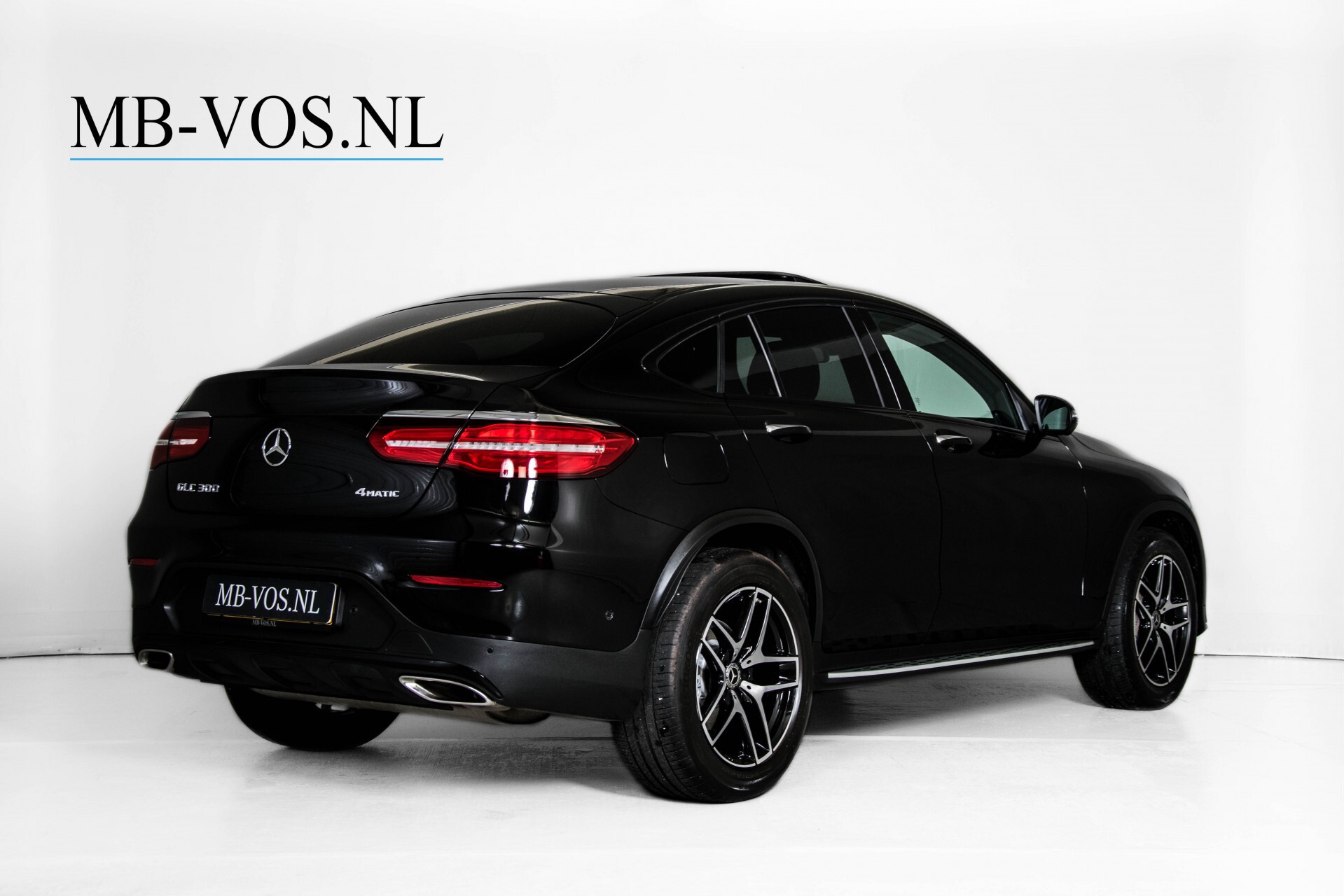 Mercedes-Benz GLC 300 4-M AMG Luchtvering/Distronic/Keyless/Comand/360/Burmester/Schuifdak/Night Aut9 Foto 2