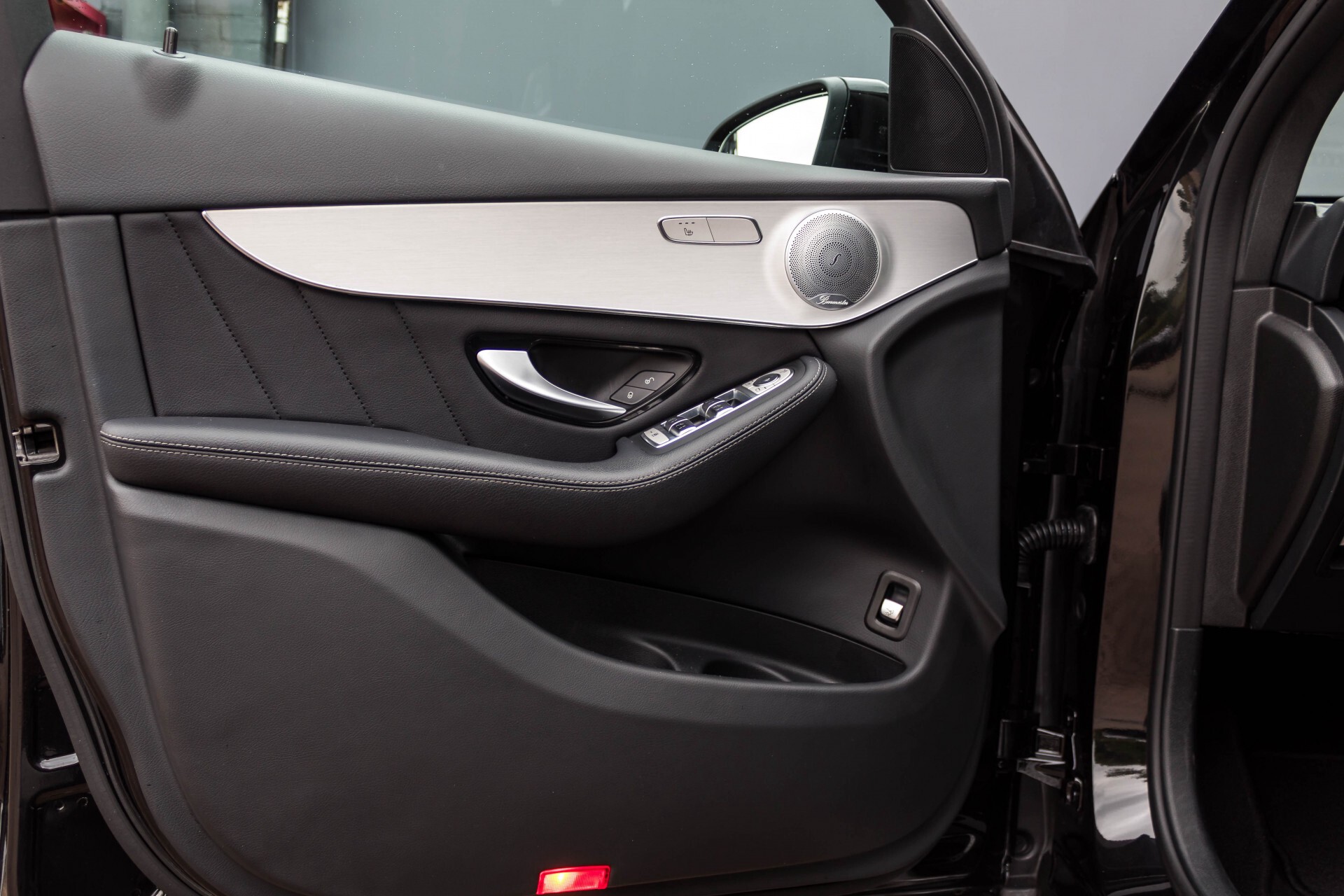 Mercedes-Benz GLC 300 4-M AMG Luchtvering/Distronic/Keyless/Comand/360/Burmester/Schuifdak/Night Aut9 Foto 46